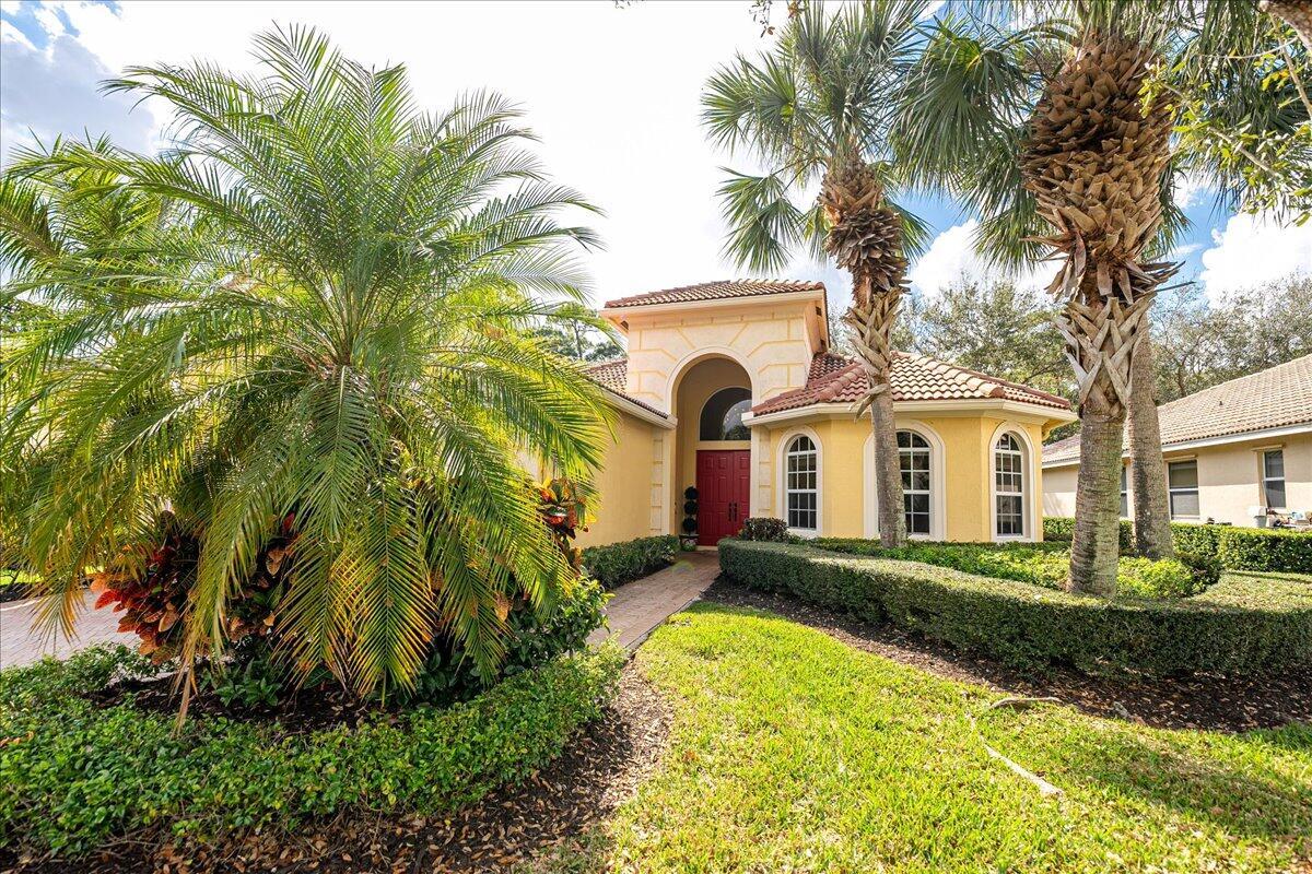 Lakes At Pga Village