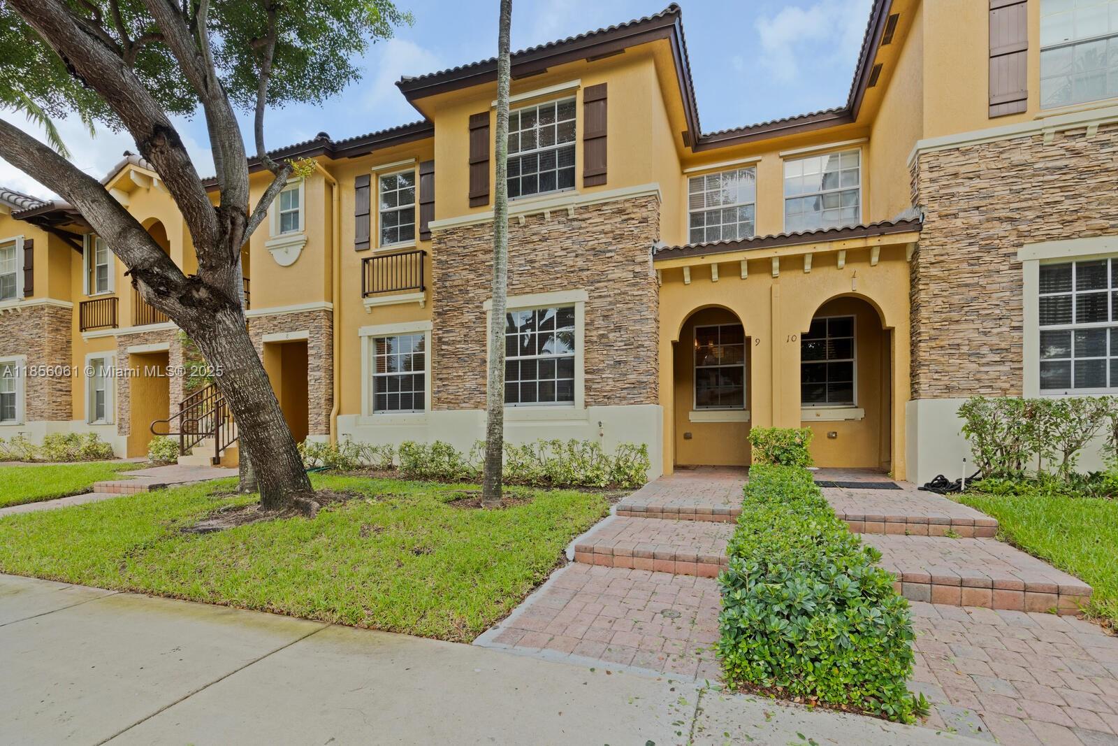 The Shores Condo No 2