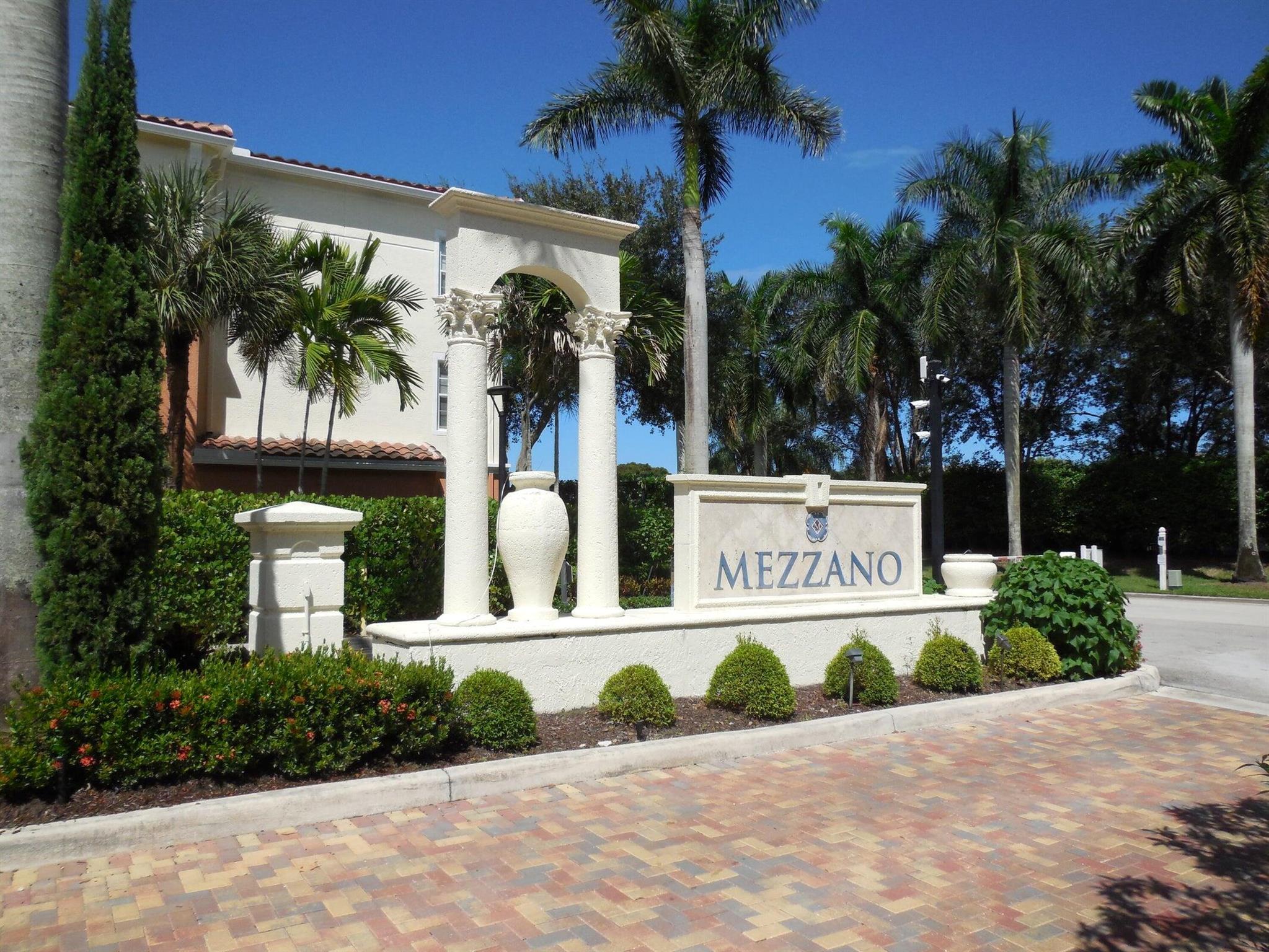 Mezzano Condo
