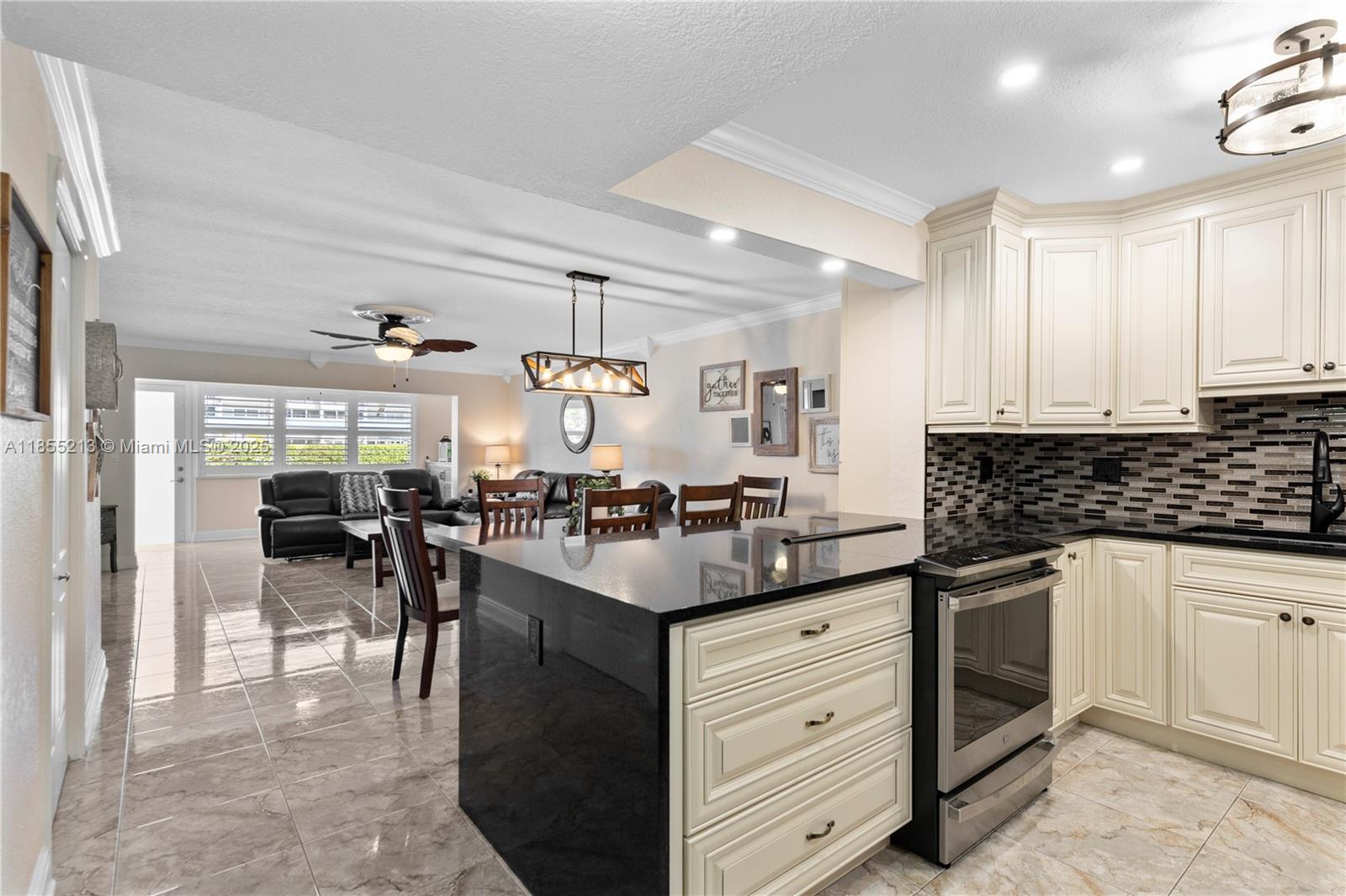 Second Gulfstream Garden