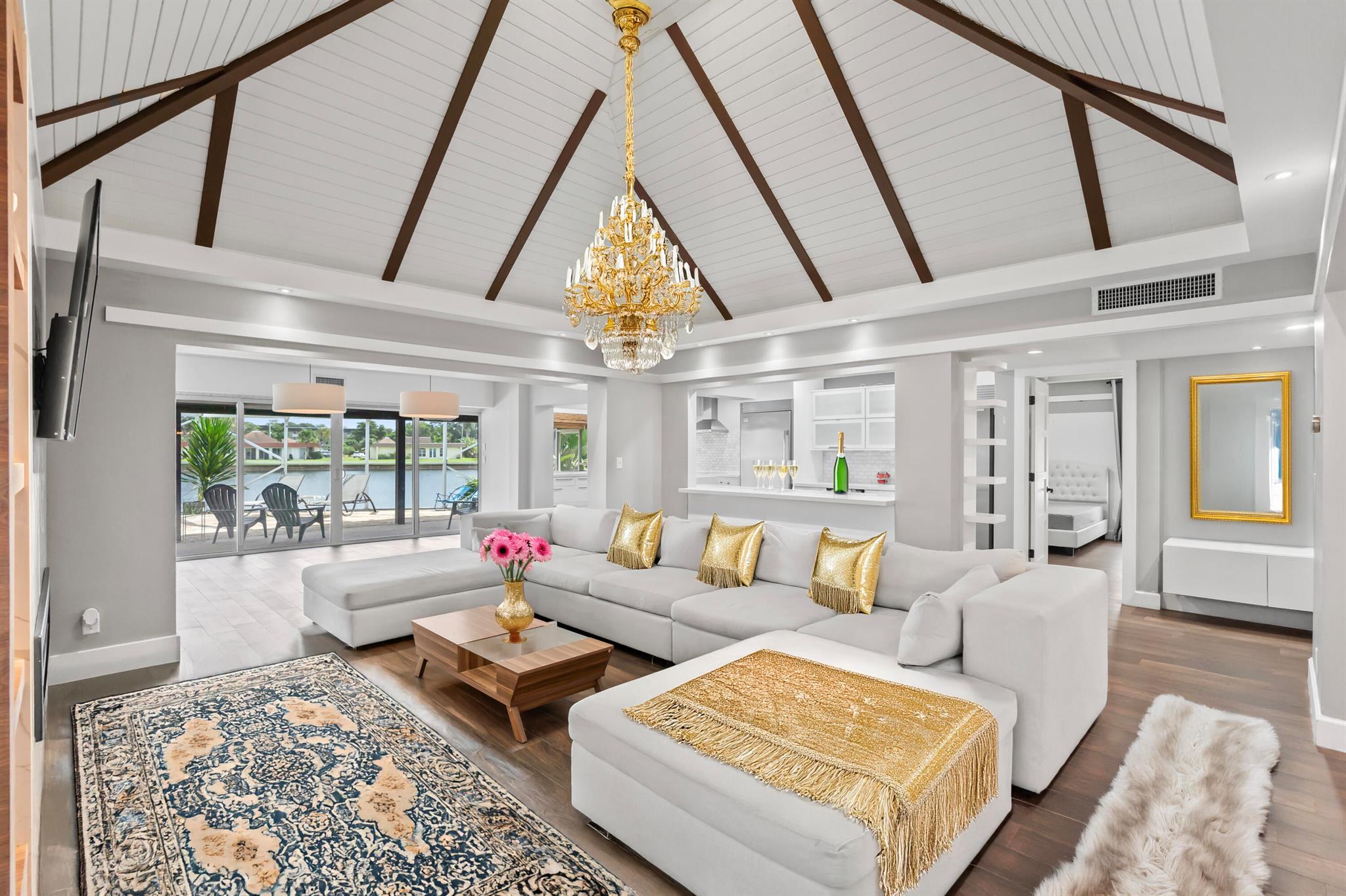 Homes for sale in Tamarac, FL | 6106 Royal Poinciana Lane, Tamarac, FL 33319 | MLS# R11114519