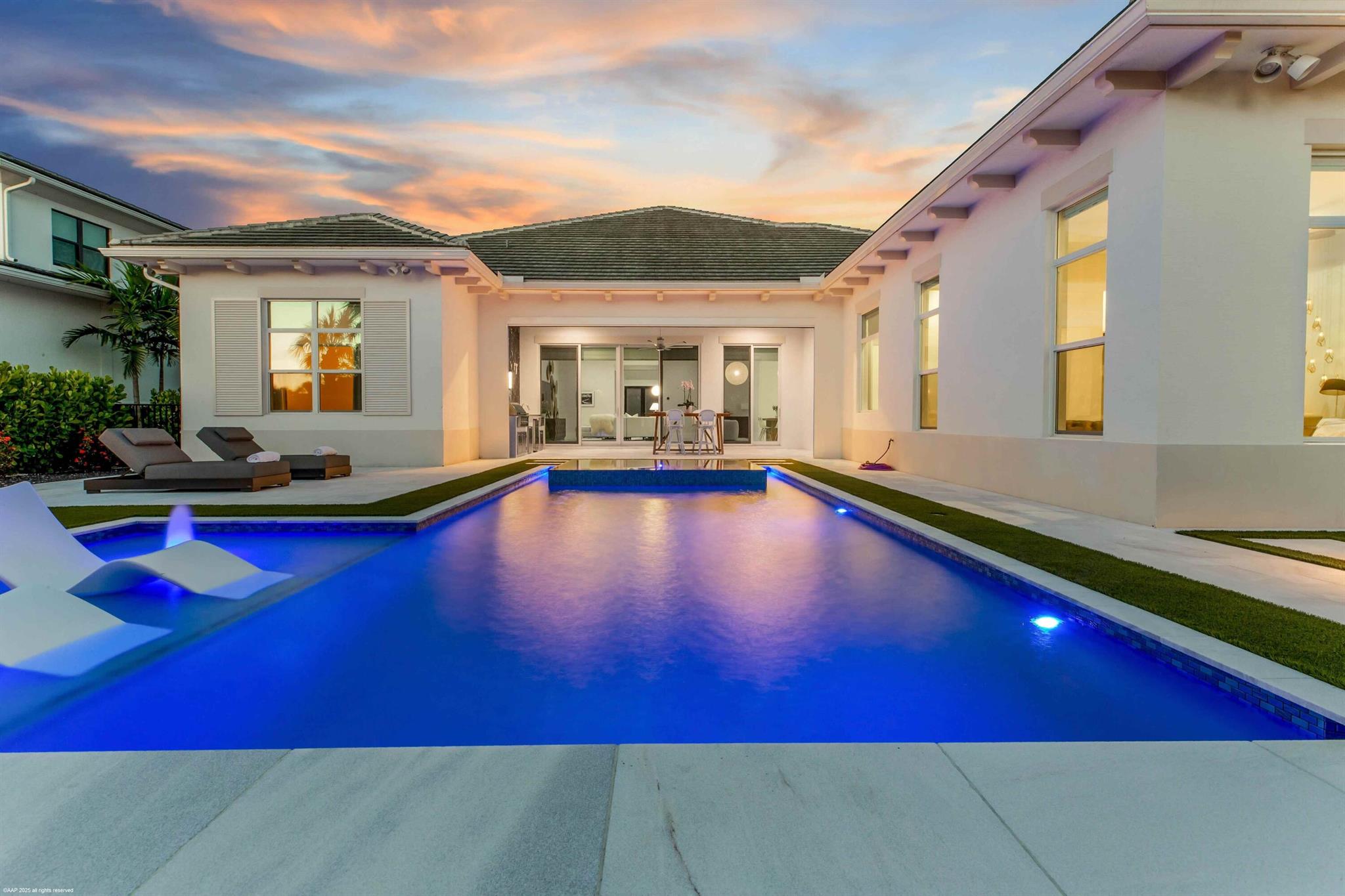 Homes for sale in Palm Beach Gardens, FL | 9372 Coral Isles Circle, Palm Beach Gardens, FL 33412 | MLS# R11114544