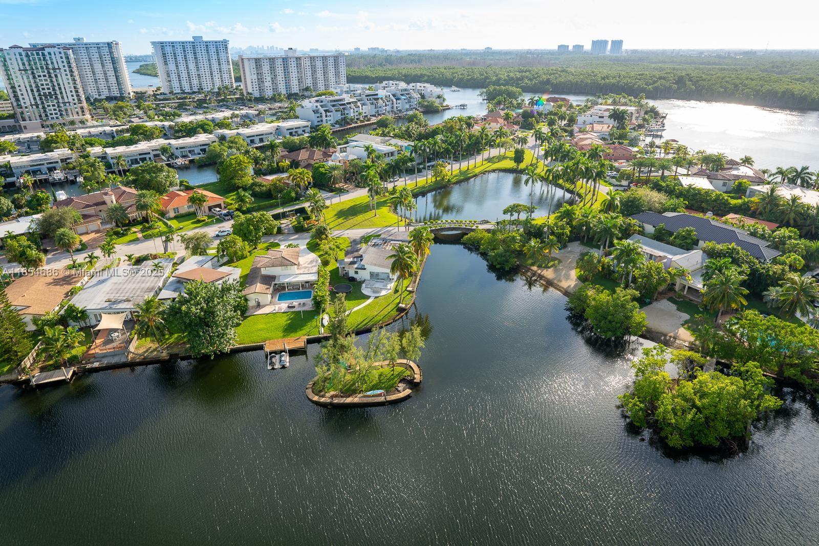 Condo for Sale in Sunny Isles Beach, FL