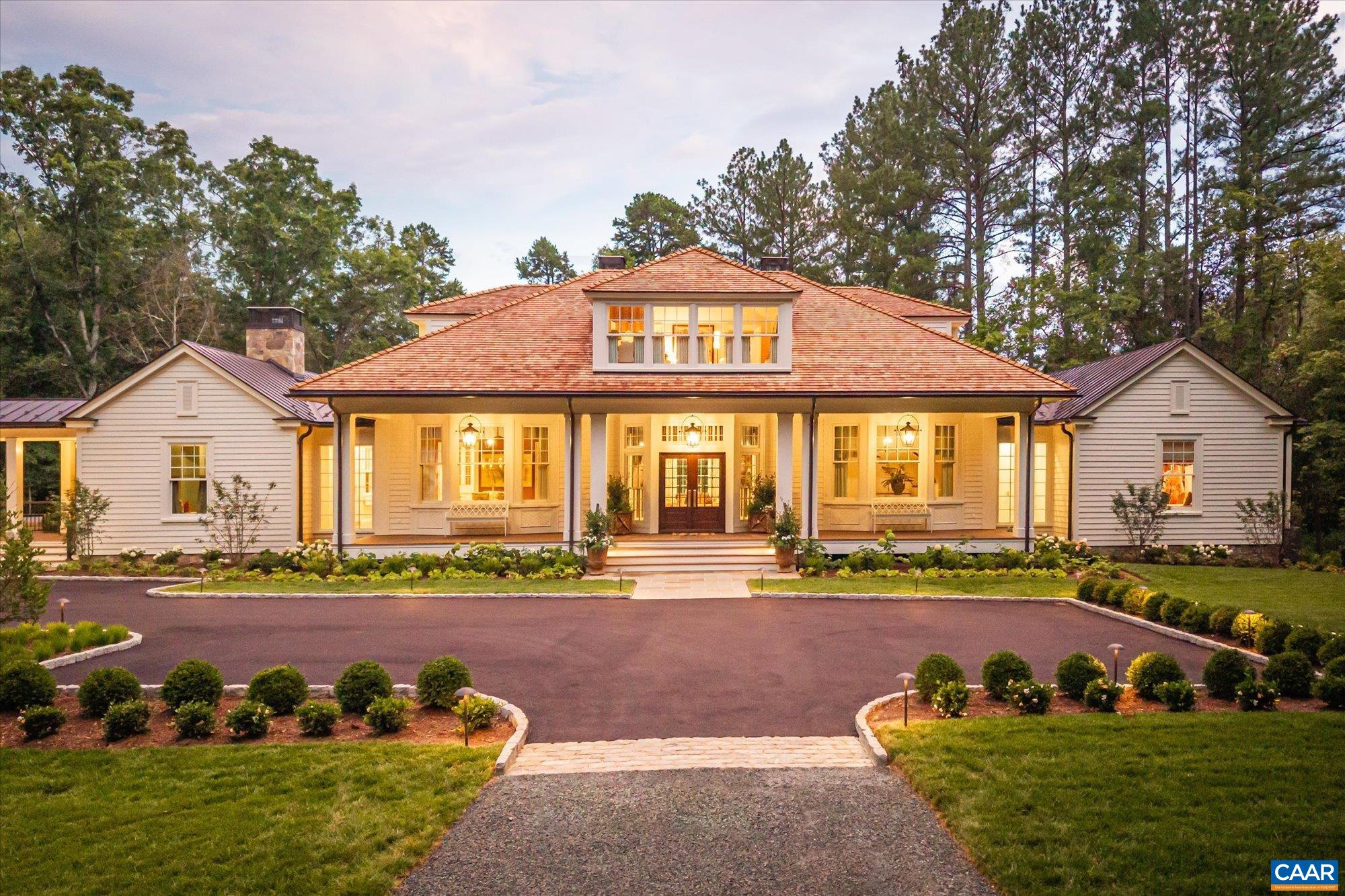 2863 Palmer Dr