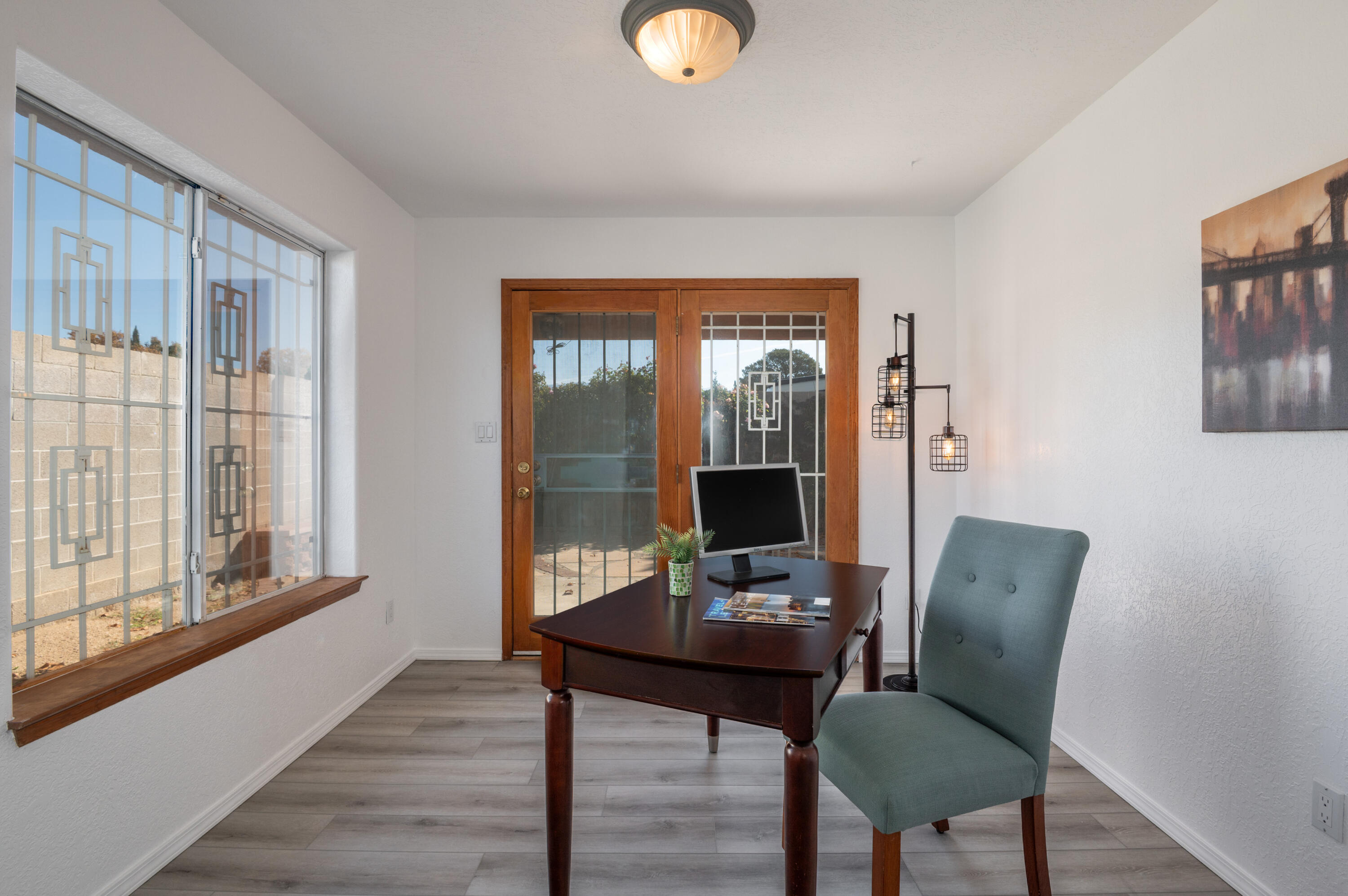 6432 TRUCHAS Drive NE Home Office