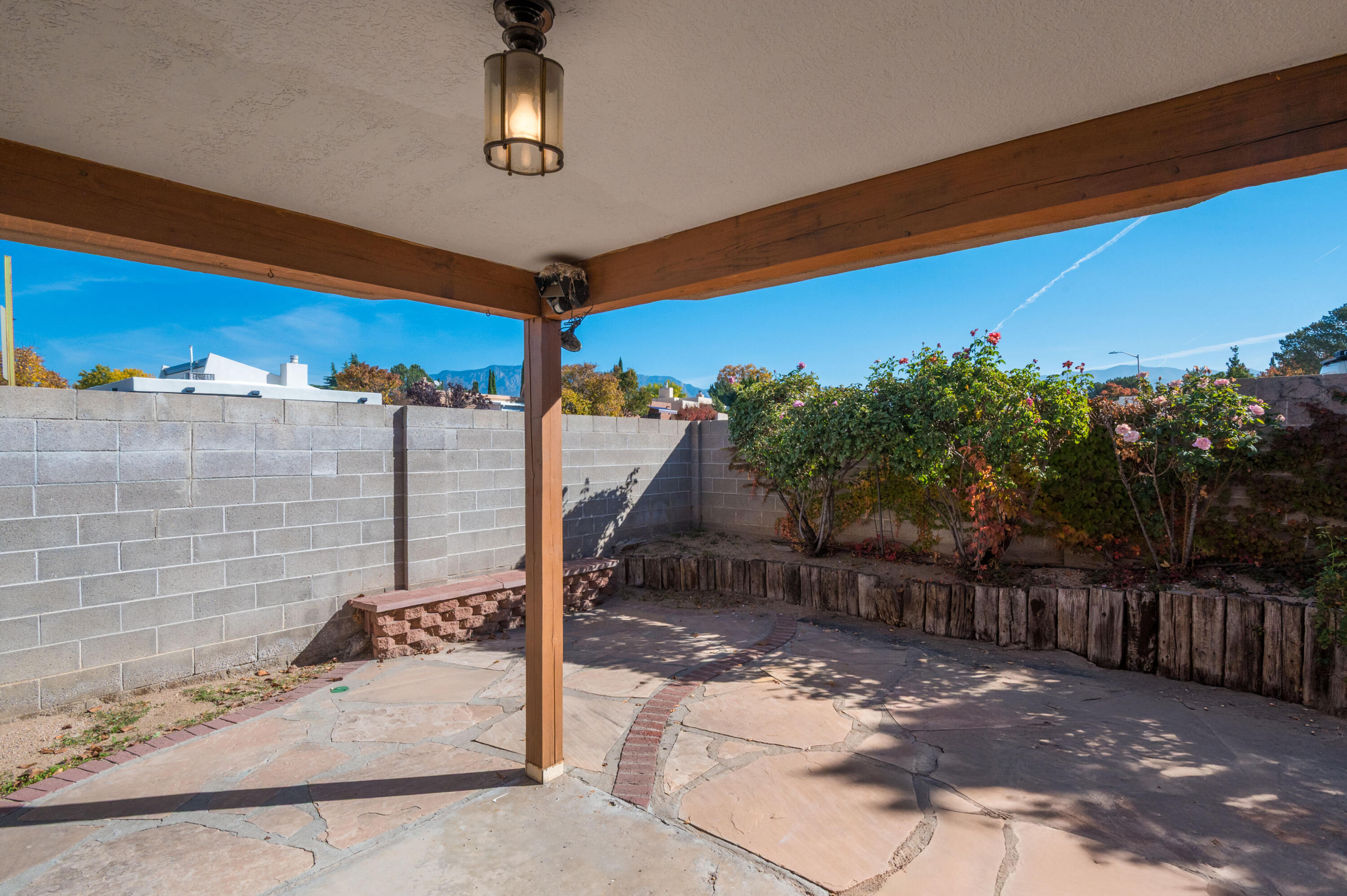 6432 TRUCHAS Drive NE Patio
