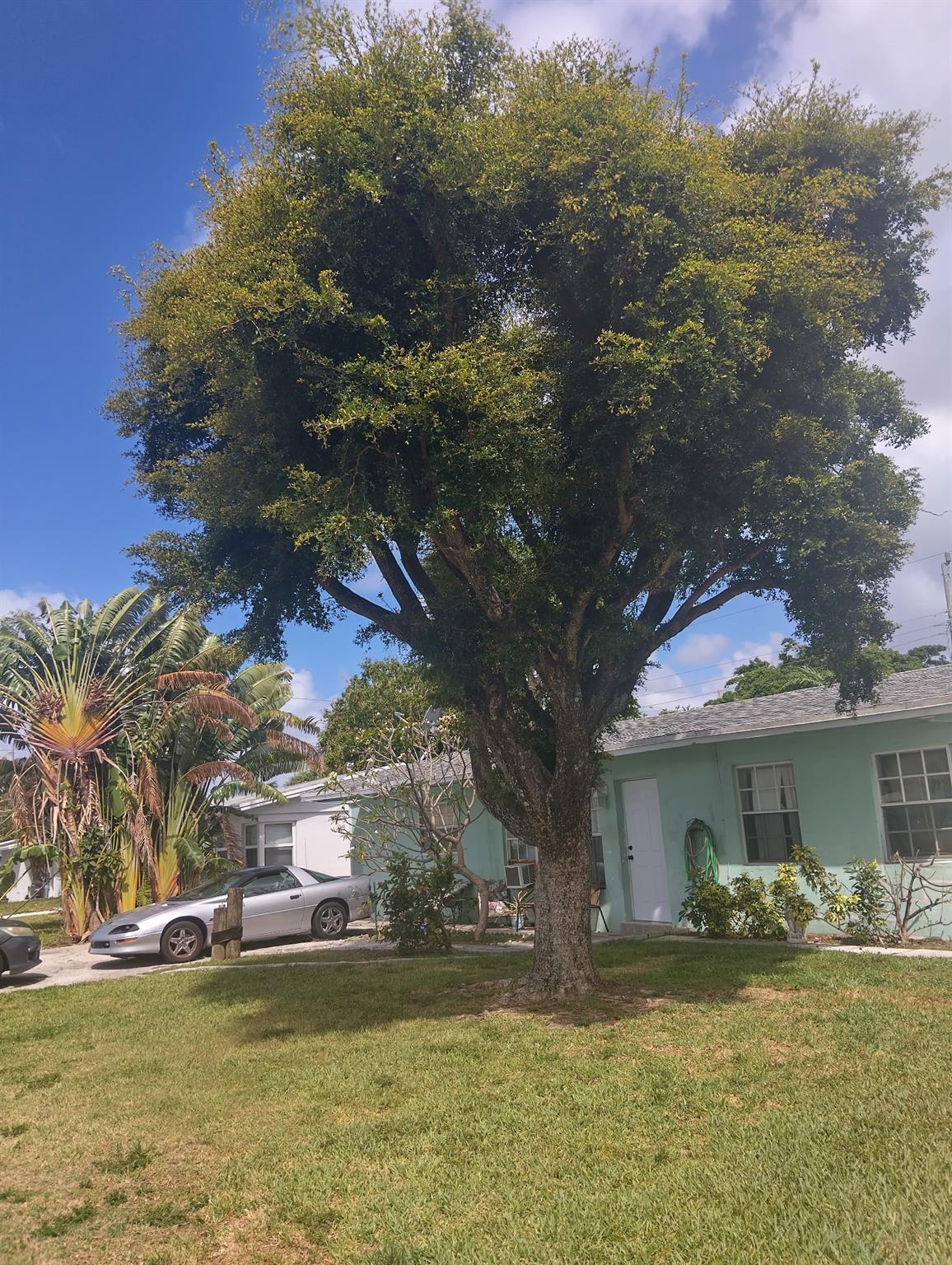 Homes for sale in Pompano Beach, FL | 1517 Ne 30th St, Pompano Beach, FL 33064 | MLS# F10519956