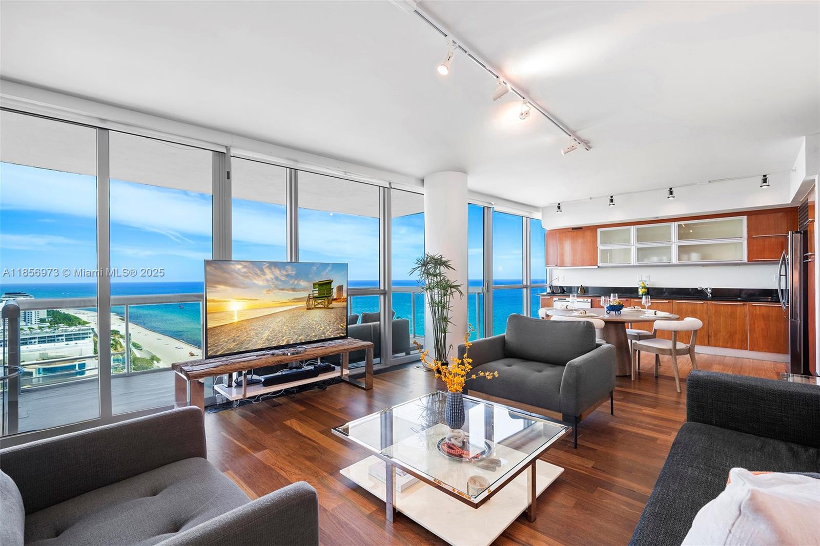 Condo for Rent in Miami Beach, FL