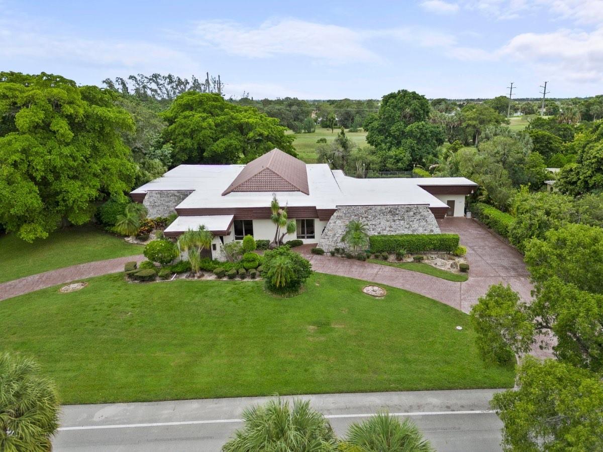 Homes for sale in Tamarac, FL | 5304 Woodlands Blvd, Tamarac, FL 33319 | MLS# F10519960