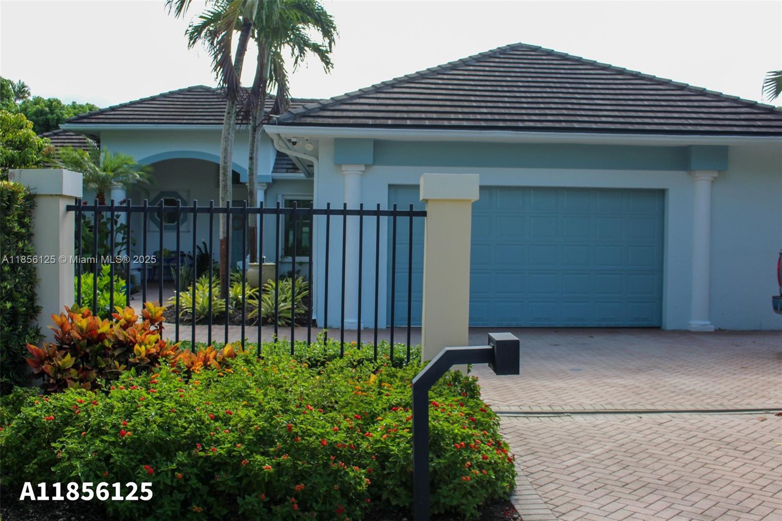 GREAT HOUSE IN LYCHEE GROVE ESTATES WITH 4 BEDROOMS AND 4 BATHROOMS, ONE IS CABANA, KITCHEN HAS BAR WITH EAT-IN AREA THAT OPENS TO LARGE FAMILY ROOM. BIG PRINCIPAL BEDROOM WITH WALK IN CLOSETS AND SPA ENSUITE BATH. GEORGOUS BACK YARD, FRUIT TREES, AND A VERY NICE POOL. HIGH IMPACT WINDOWS AND DOORS. LOCATED IN THE HEART OF PALMETTO BAY CLOSE TO TOP RATED SCHOOLS AND CORAL REEF PARK