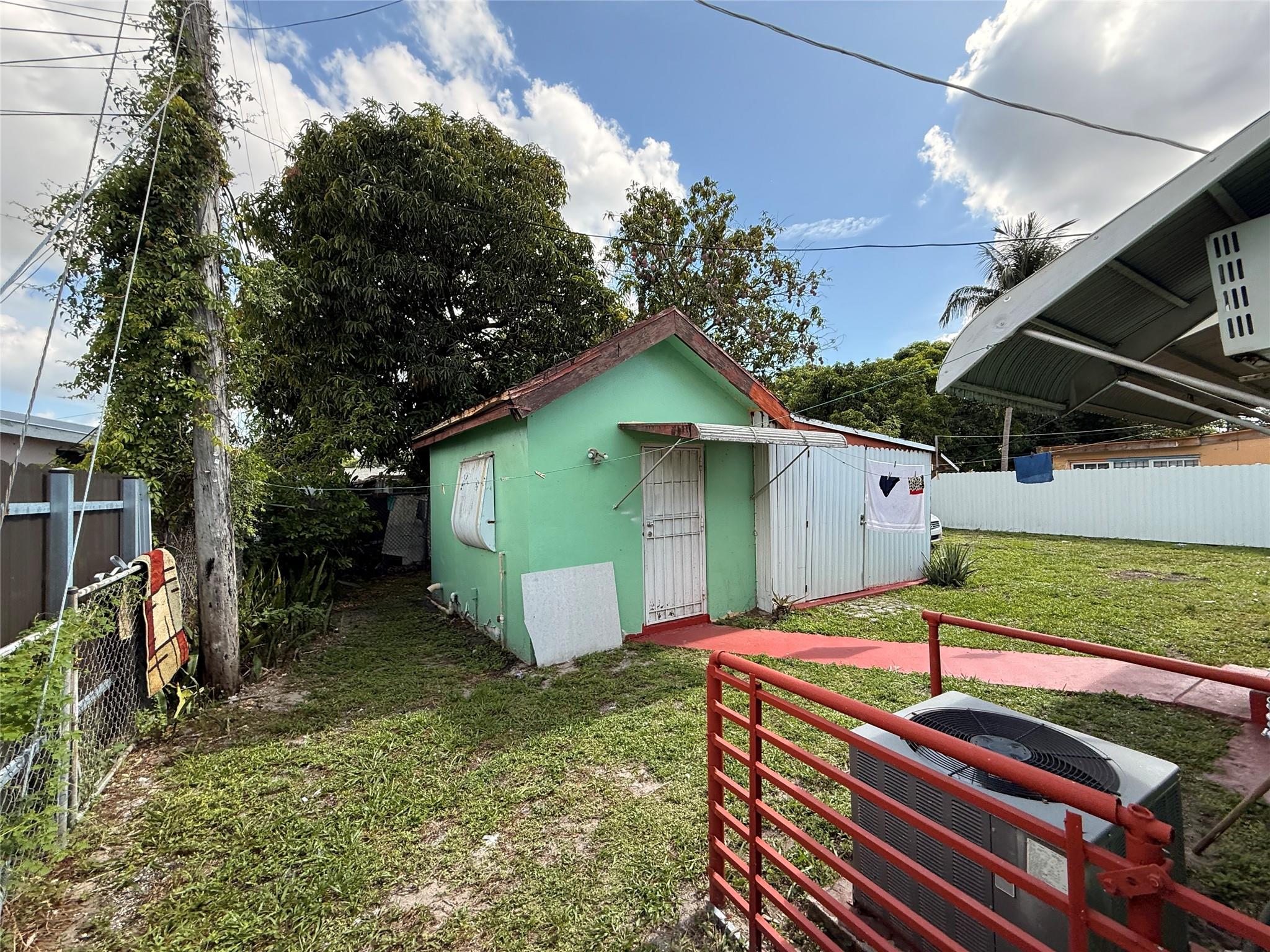 Homes for sale in Miami, FL | 2377 Nw 84th St, Miami, FL 33147 | MLS# F10519985