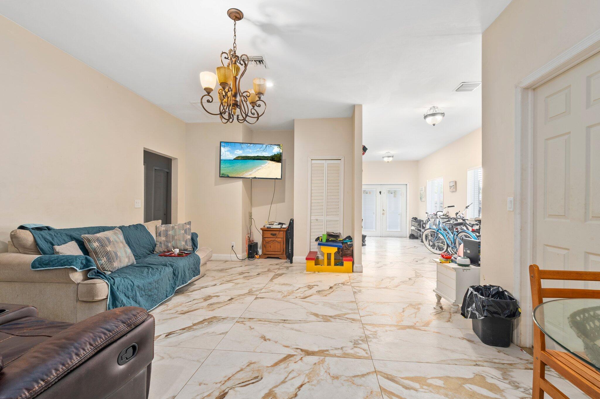 Homes for sale in Fort Pierce, FL | 2108 Avenue G, Fort Pierce, FL 34950 | MLS# R11114925