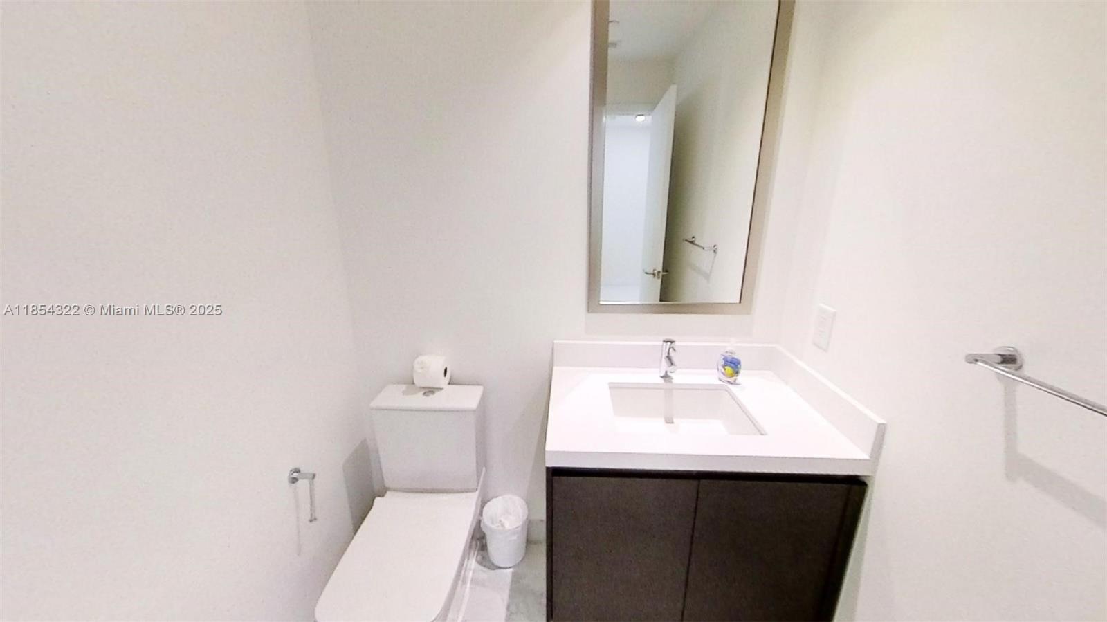 851 NE 1st #2712, Miami FL 33132