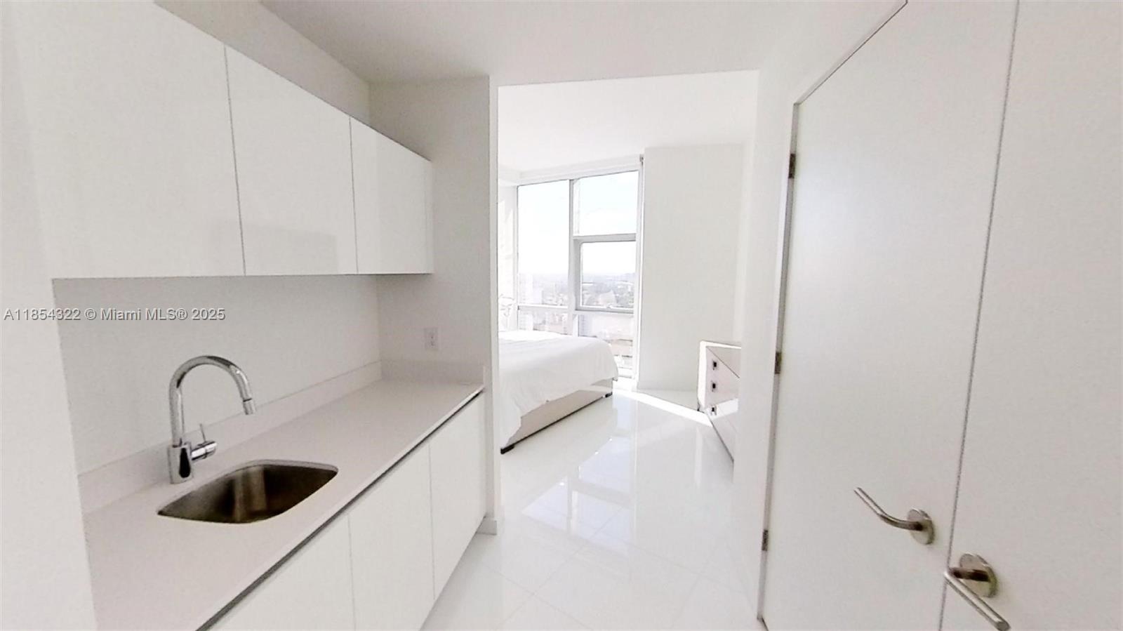 851 NE 1st #2712, Miami FL 33132