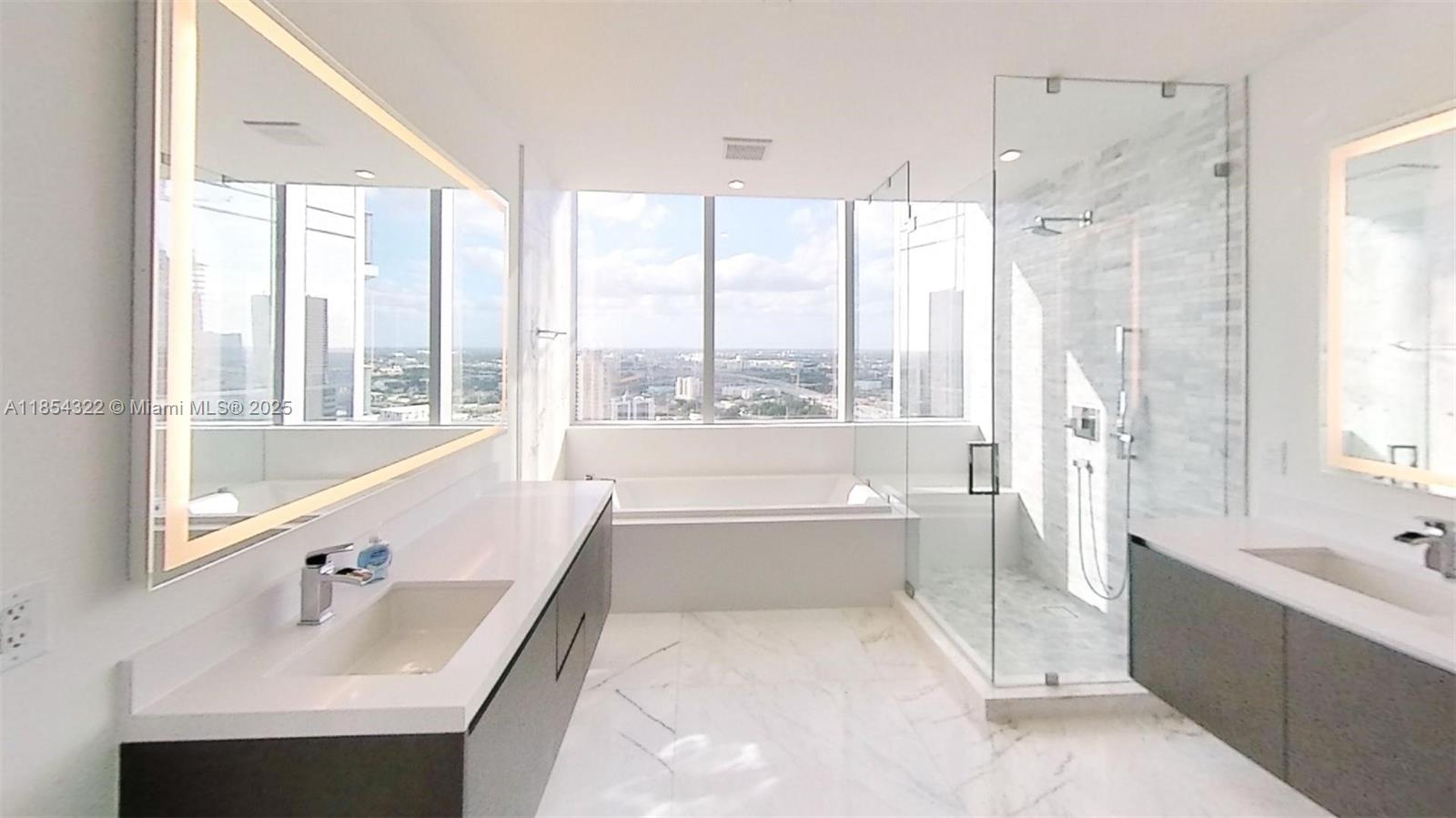 851 NE 1st #2712, Miami FL 33132
