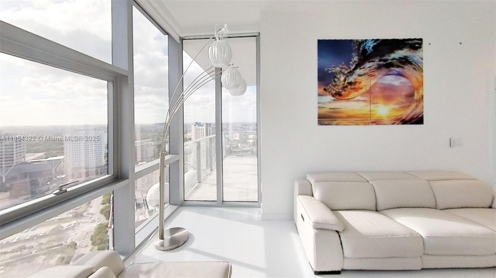 851 NE 1st #2712, Miami FL 33132