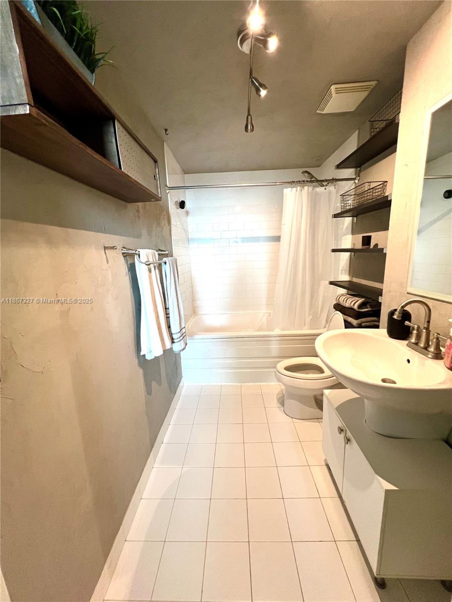 690 SW 1st Ct #1934, Miami FL 33130
