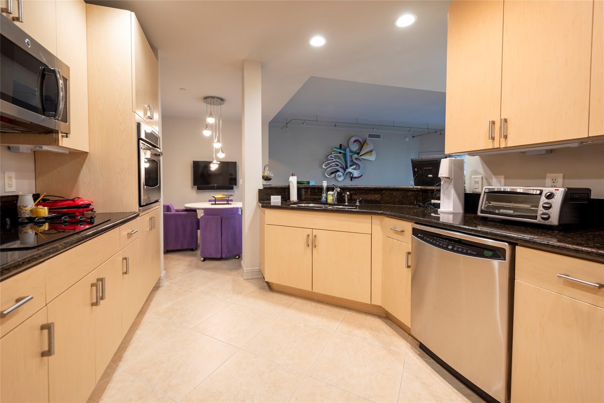 Homes for sale in Weston, FL | 16102 Emerald Estates Dr #207, Weston, FL 33331 | MLS# F10520056