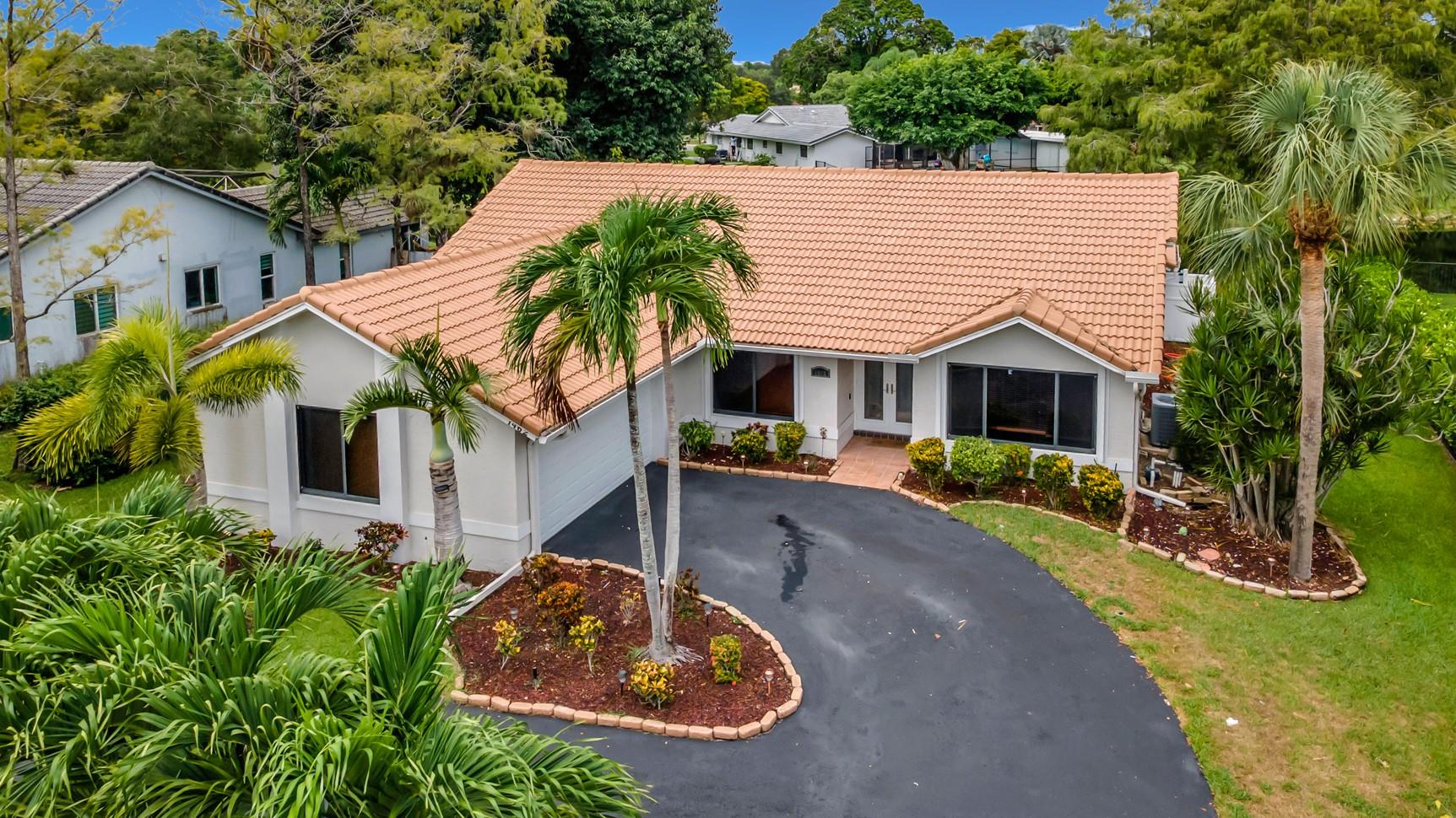 1462 Nw 97th Ter Coral Springs FL 33071 | F10520067