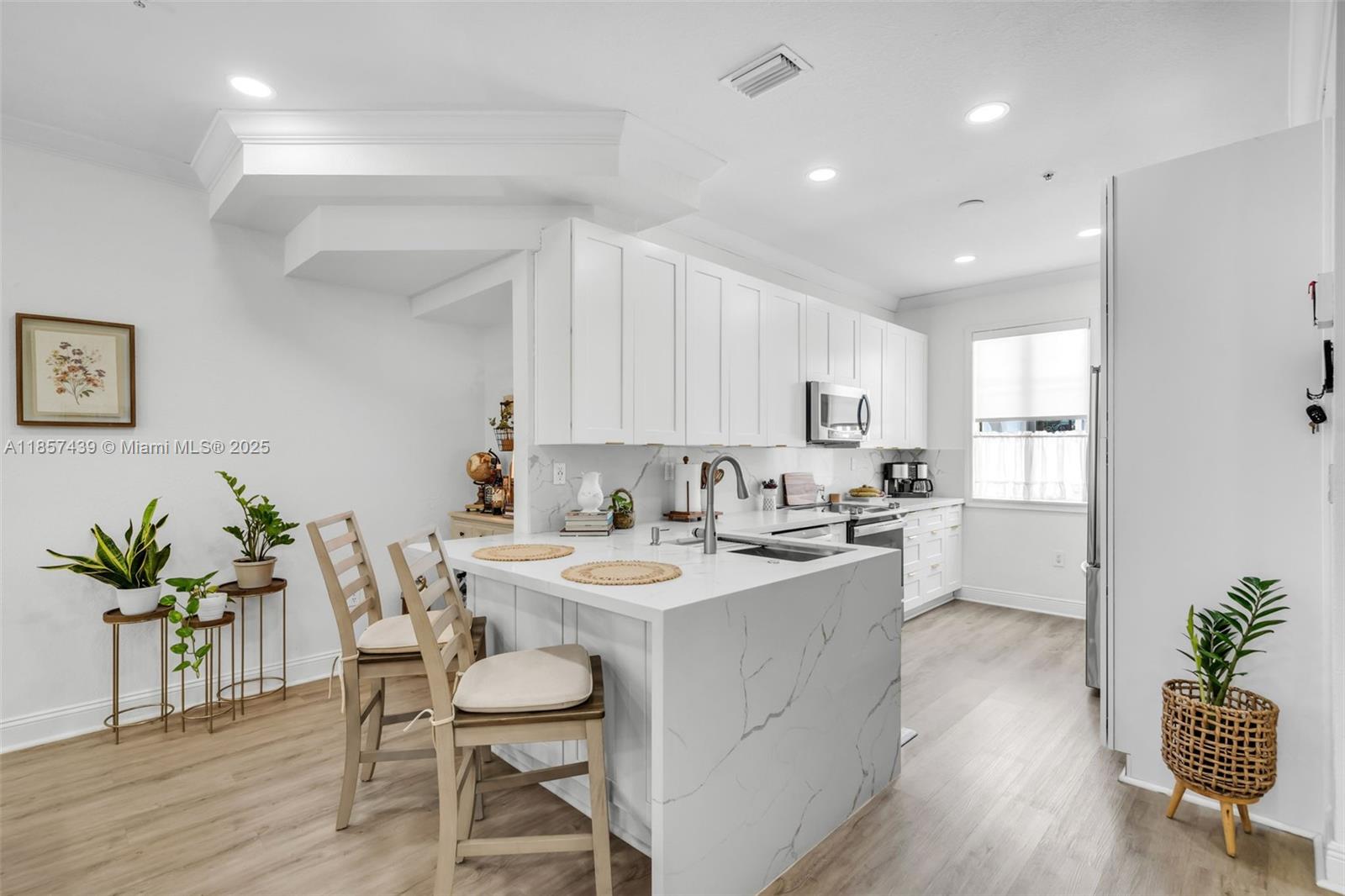 Boardwalk At Vizcaya Cond