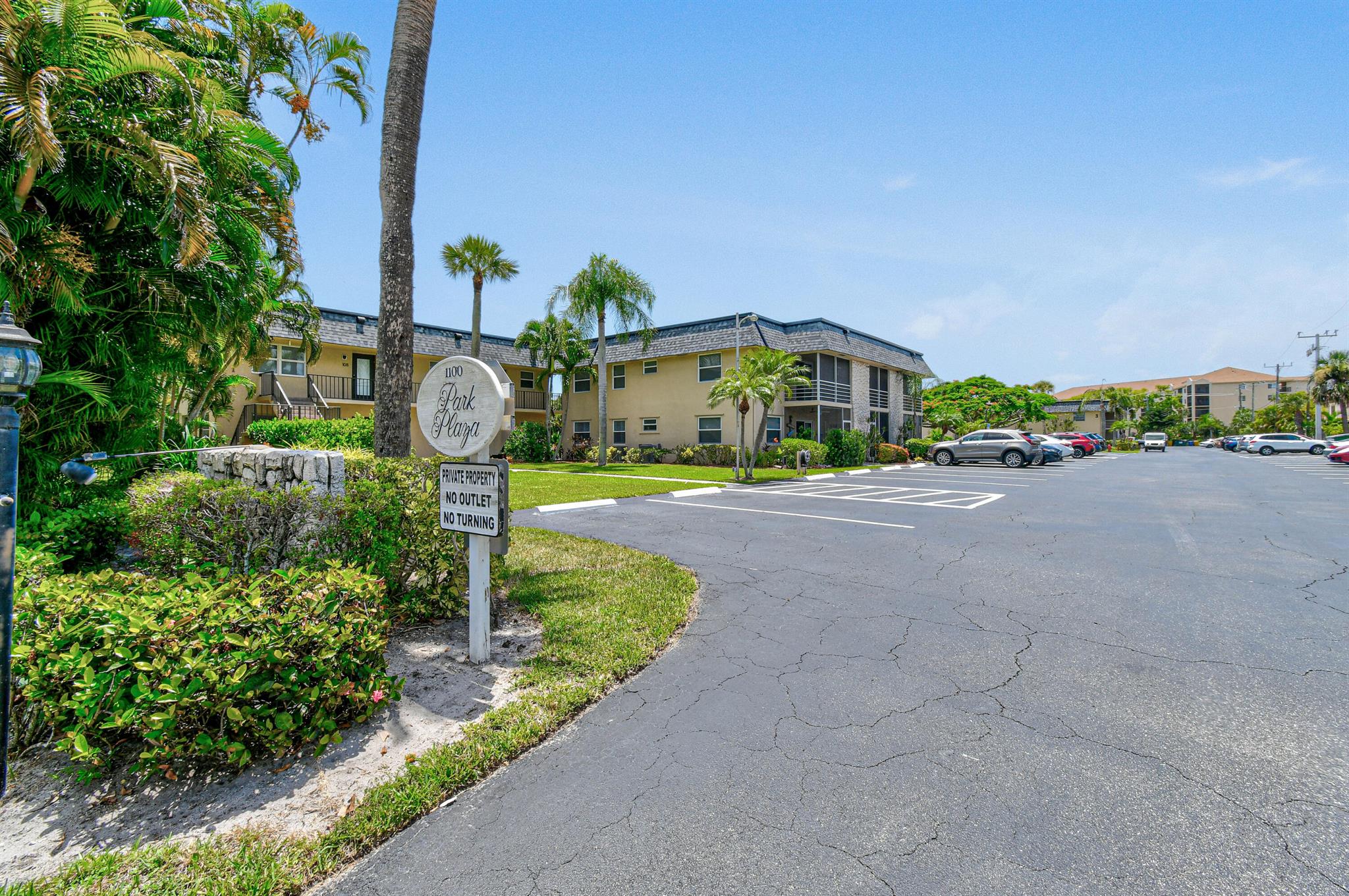 Homes for sale in Jupiter, FL | 1100 E Indiantown Road #101, Jupiter, FL 33477 | MLS# R11115025