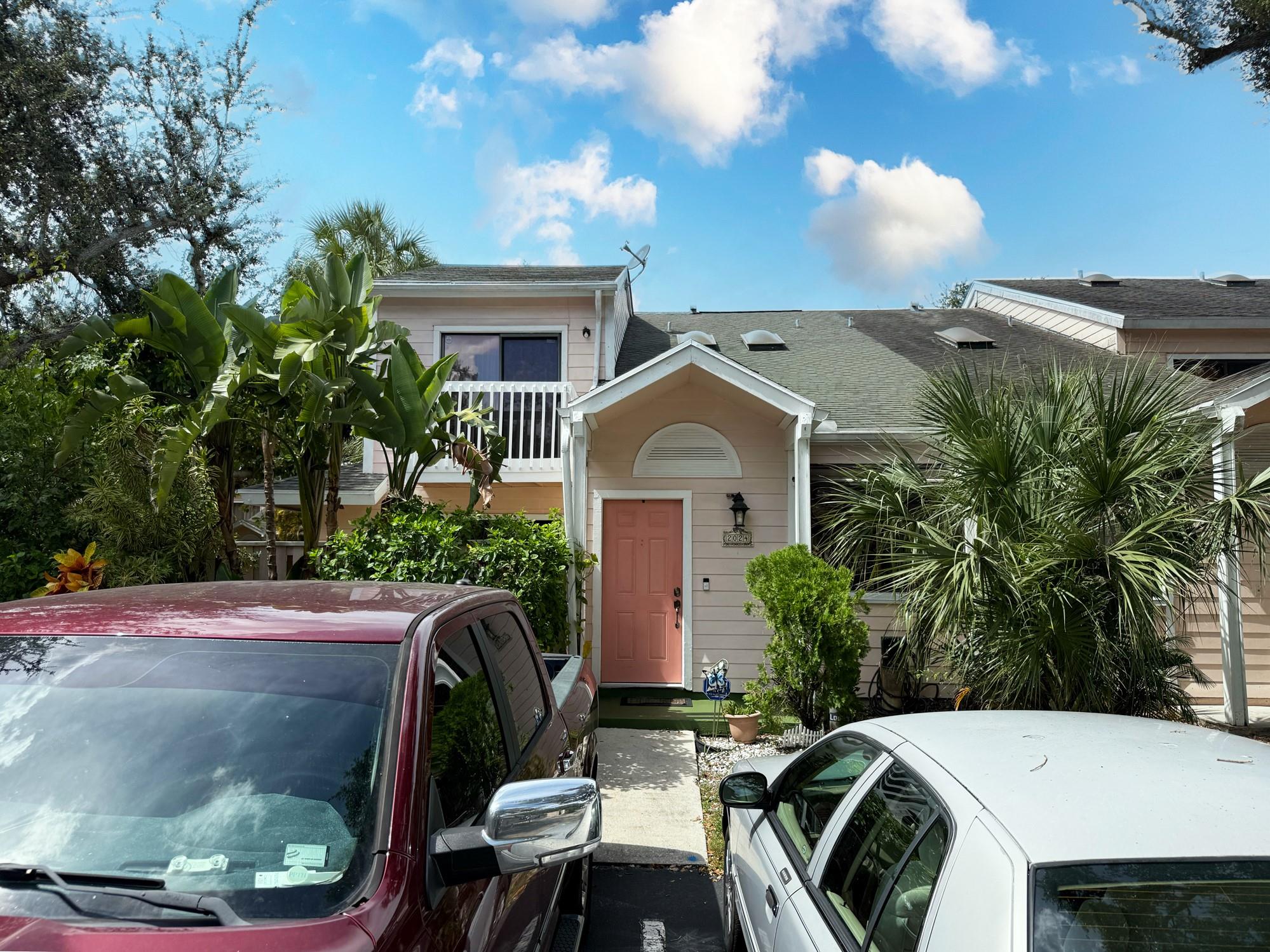 Homes for sale in North Lauderdale, FL | 2024 Winners Cir #2024, North Lauderdale, FL 33068 | MLS# F10519821