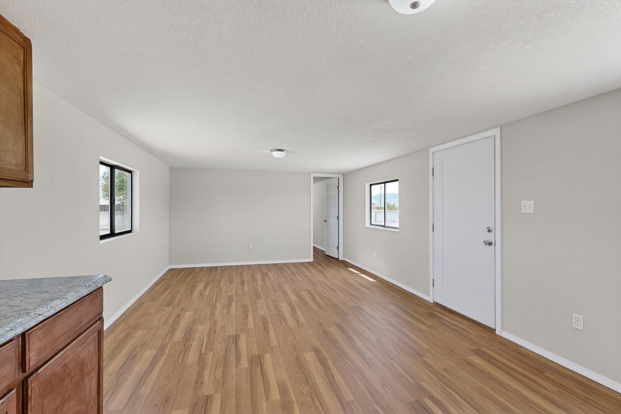 3 HADDOX Road, Belen