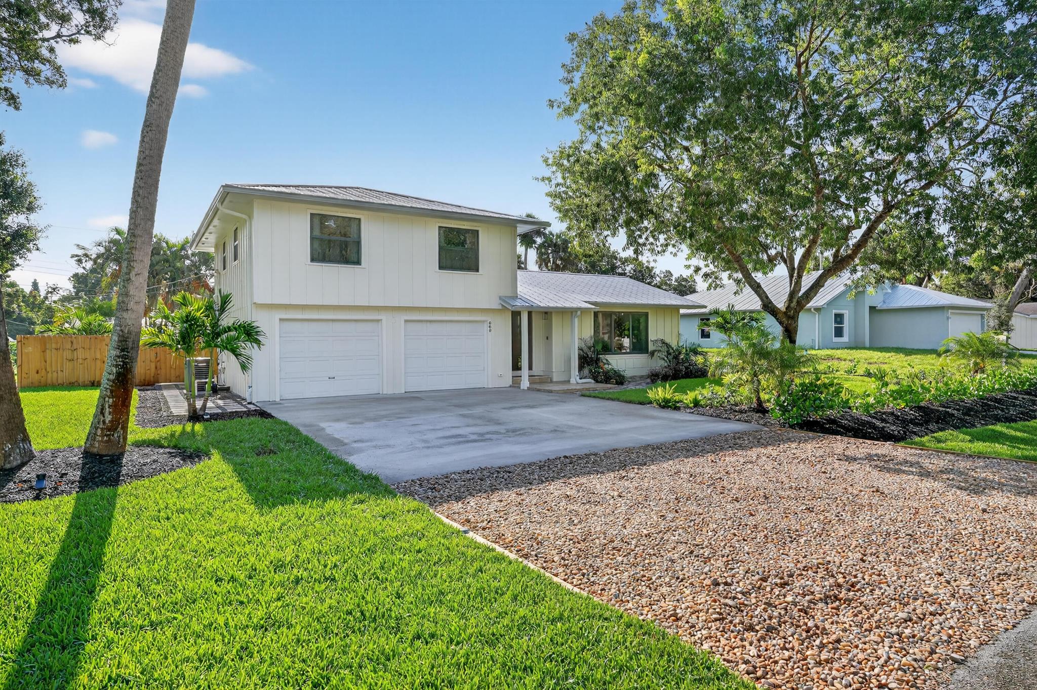 Homes for sale in Vero Beach, FL | 660 42Nd Avenue, Vero Beach, FL 32968 | MLS# R11115171