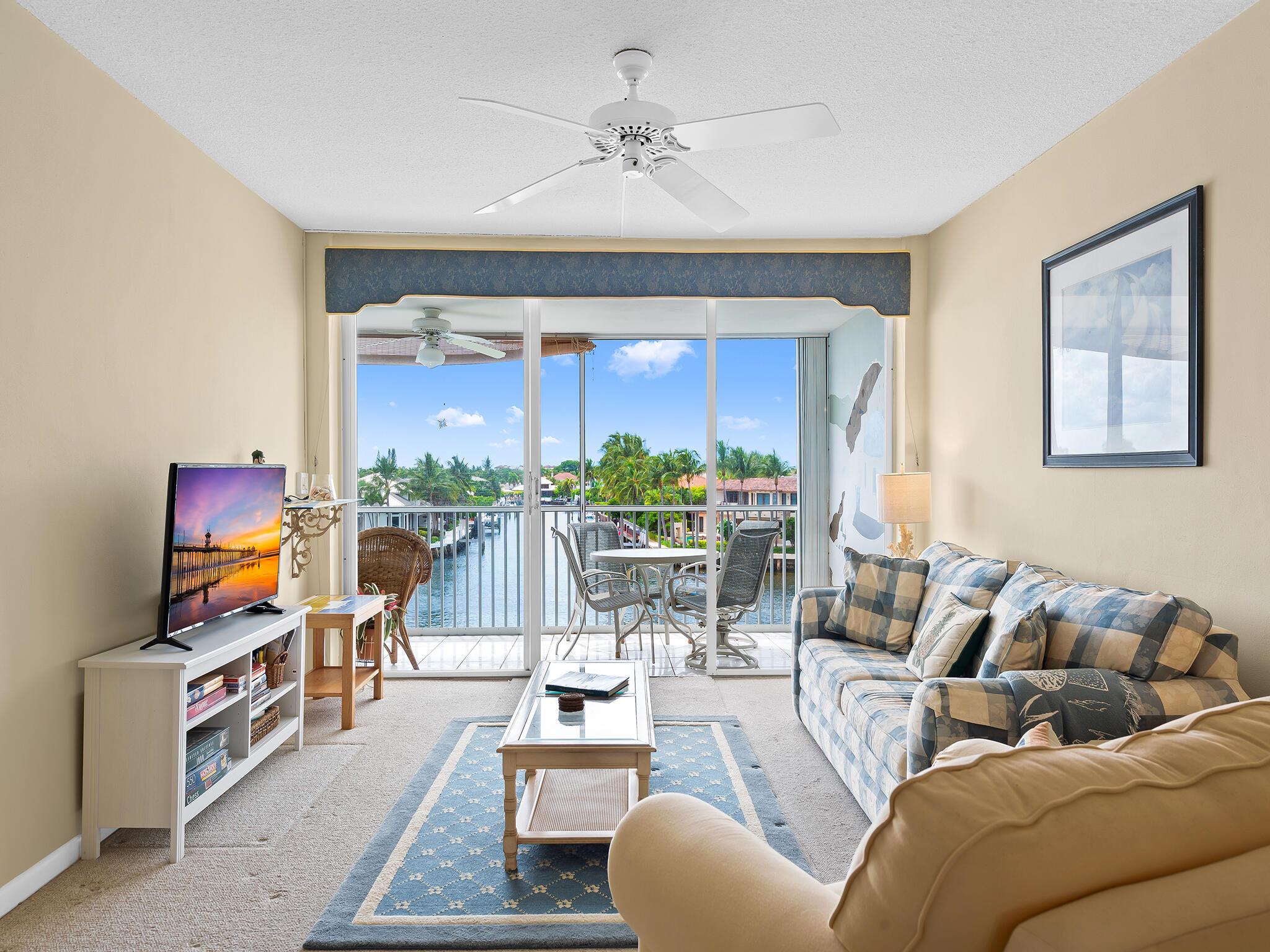 Penthouse Highlands Condo