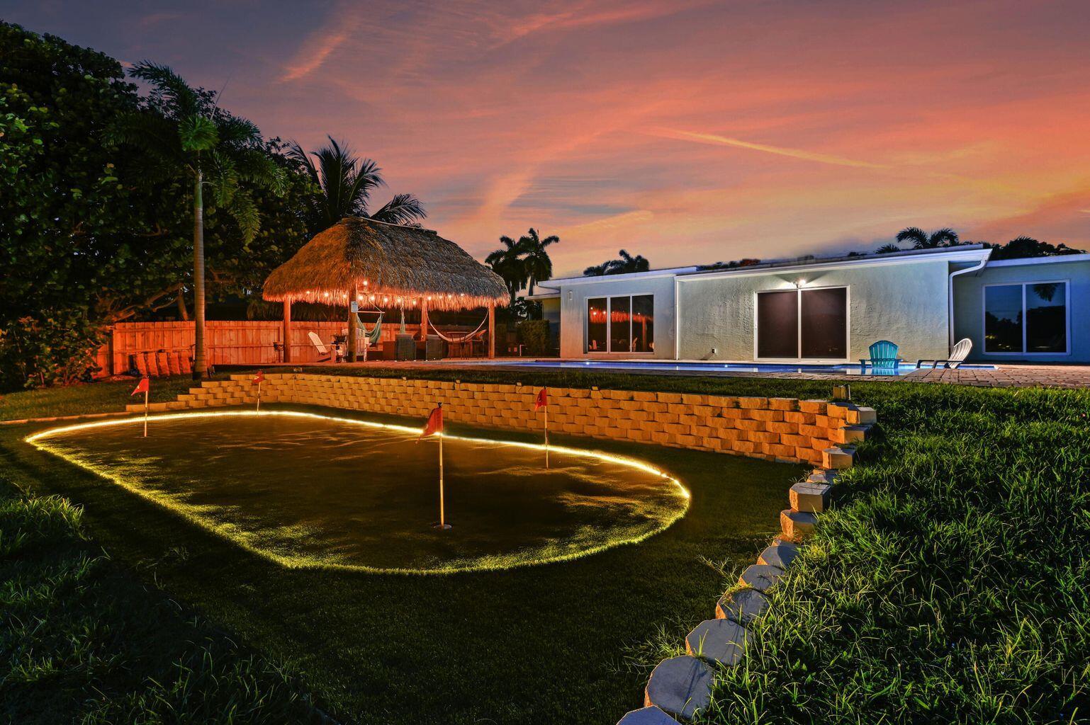 Homes for sale in Lake Clarke Shores, FL | 7003 Pine Tree Lane, Lake Clarke Shores, FL 33406 | MLS# R11115223