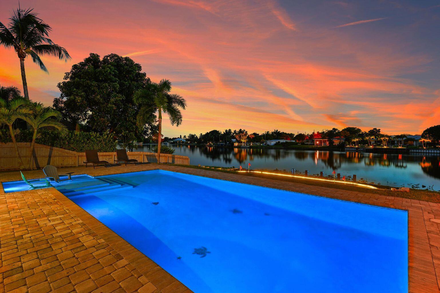 Homes for sale in Lake Clarke Shores, FL | 7003 Pine Tree Lane, Lake Clarke Shores, FL 33406 | MLS# R11115223