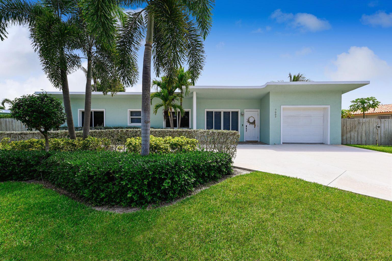 Homes for sale in Lake Clarke Shores, FL | 7003 Pine Tree Lane, Lake Clarke Shores, FL 33406 | MLS# R11115223