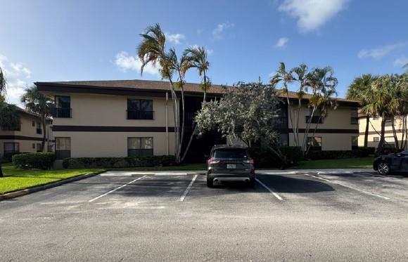 Applewood Village Iv-E Co