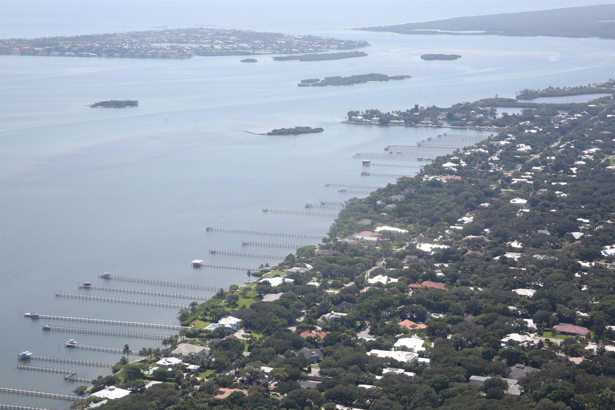 Homes for sale in Sewalls Point, FL | 36 S Sewalls Point Road, Sewalls Point, FL 34996 | MLS# R11115296