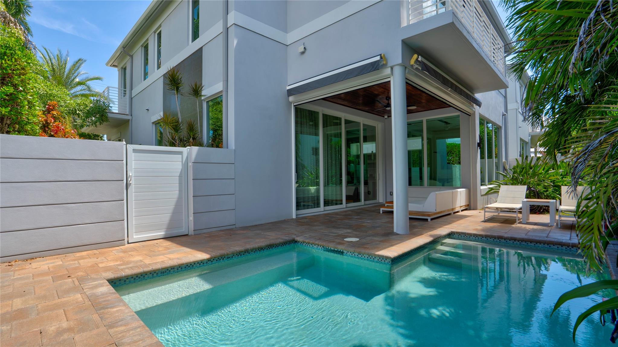 Lauderdale Beach Ext