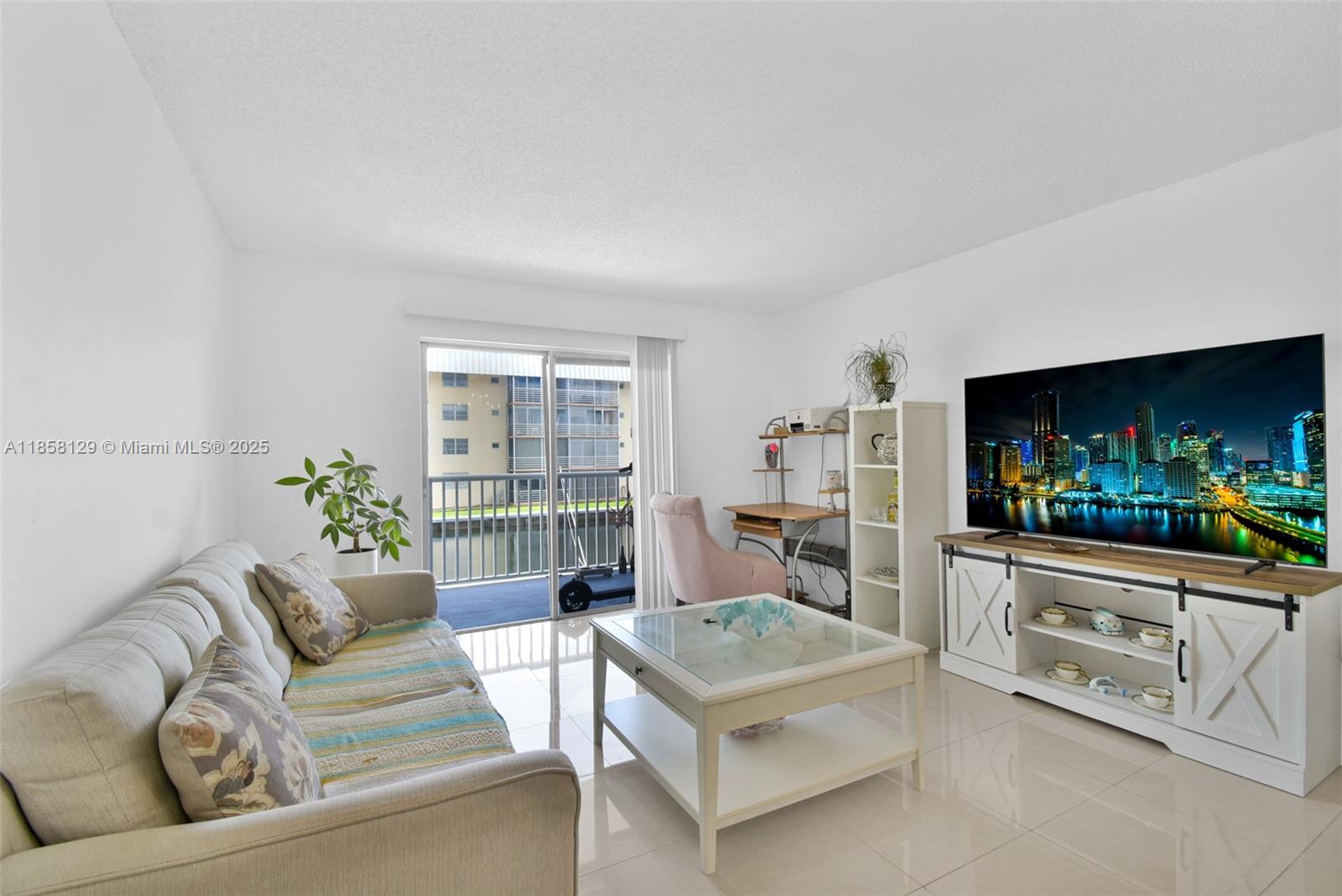 Sunshores Condo