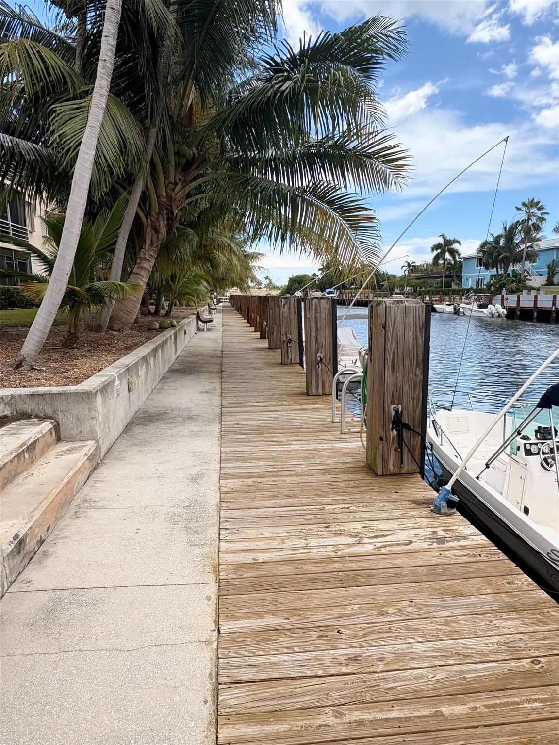 Lighthouse Point Plaza Co