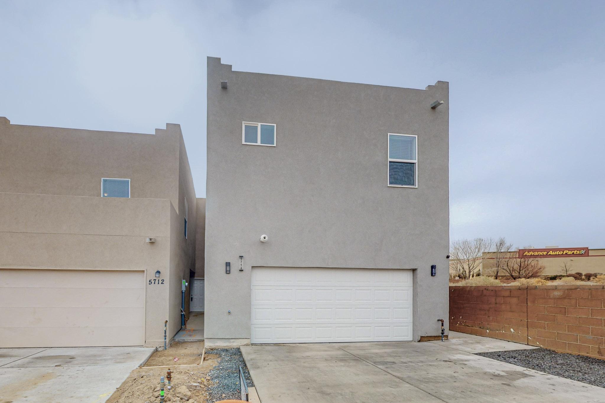 5714 PINNACLE PEAK Court, Albuquerque NM 87114