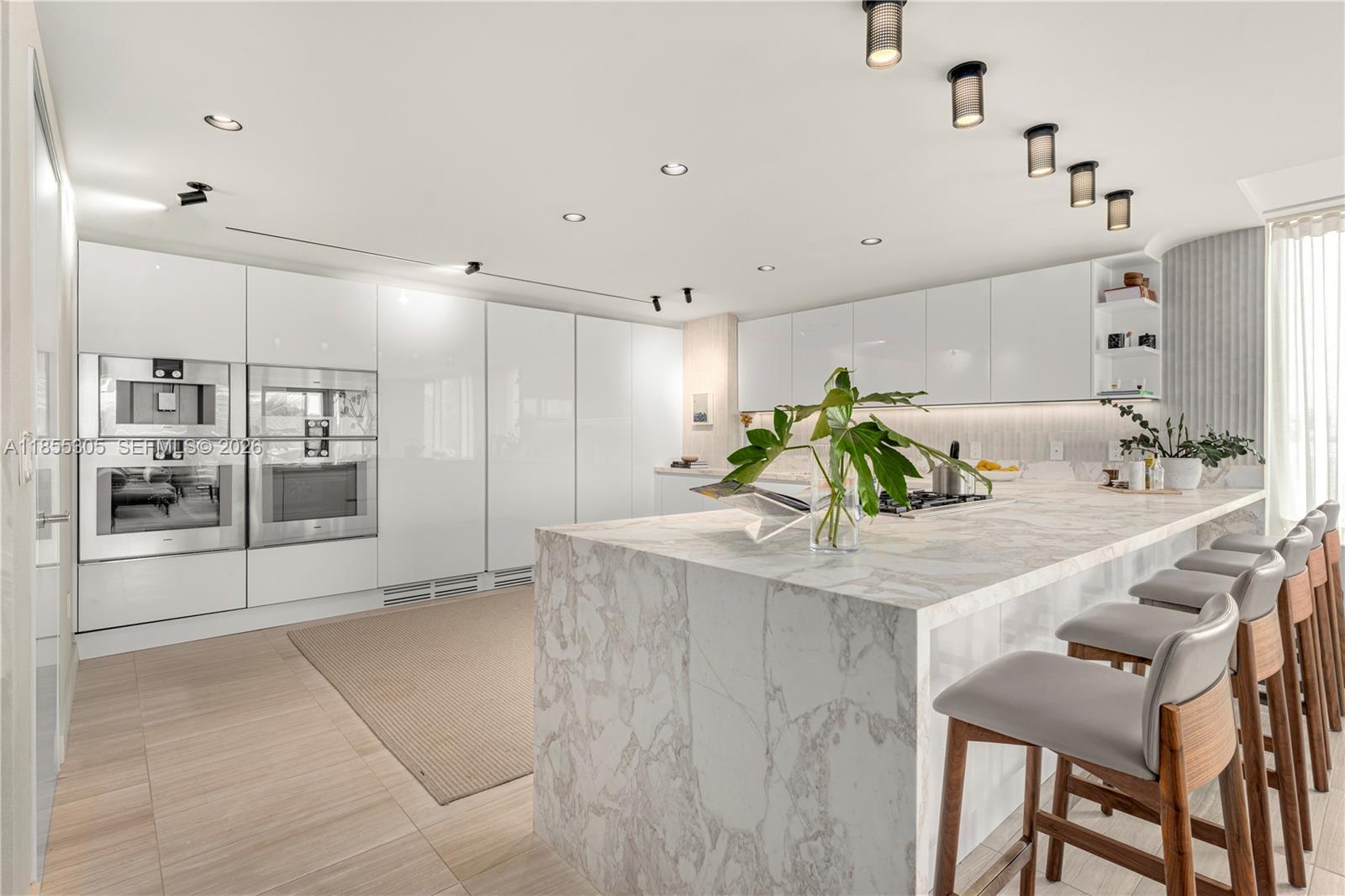 4701-n-meridian-ave-421-miami-beach-fl-33140/hzid_d88d2746