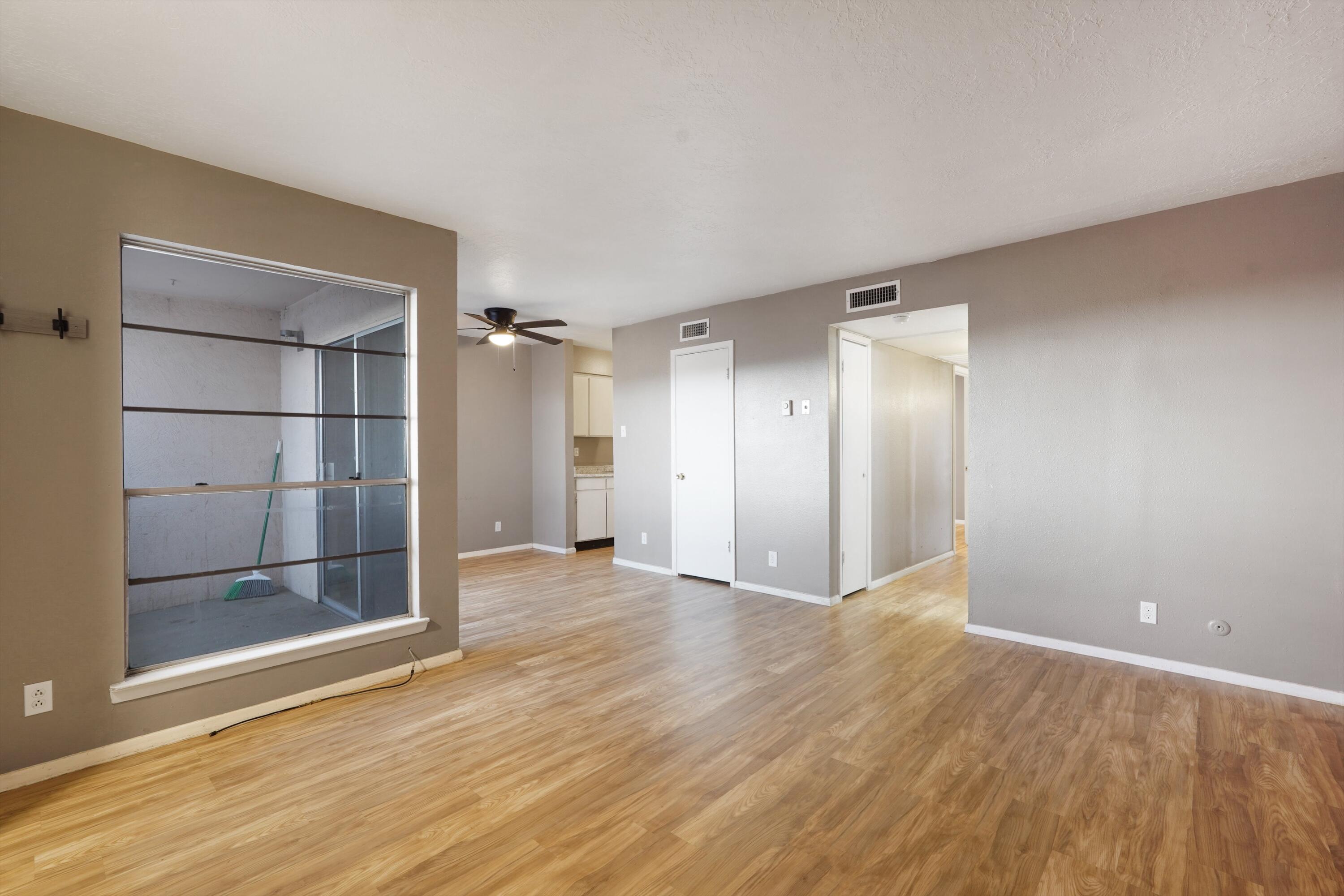 4601 CARLISLE Boulevard Unit A14, Albuquerque NM 87109