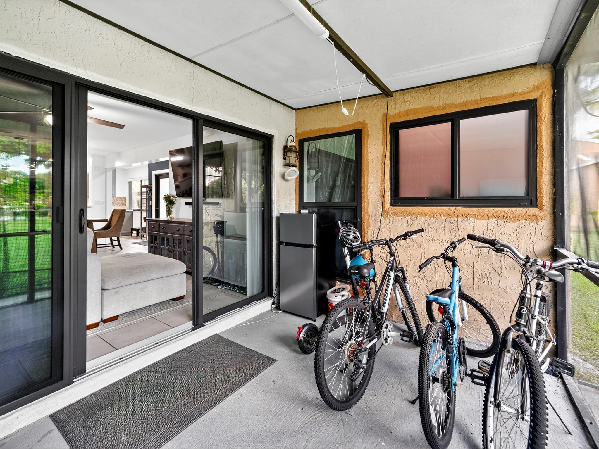 Homes for sale in Tamarac, FL | 8009 Nw 71st Ct, Tamarac, FL 33321 | MLS# F10517999