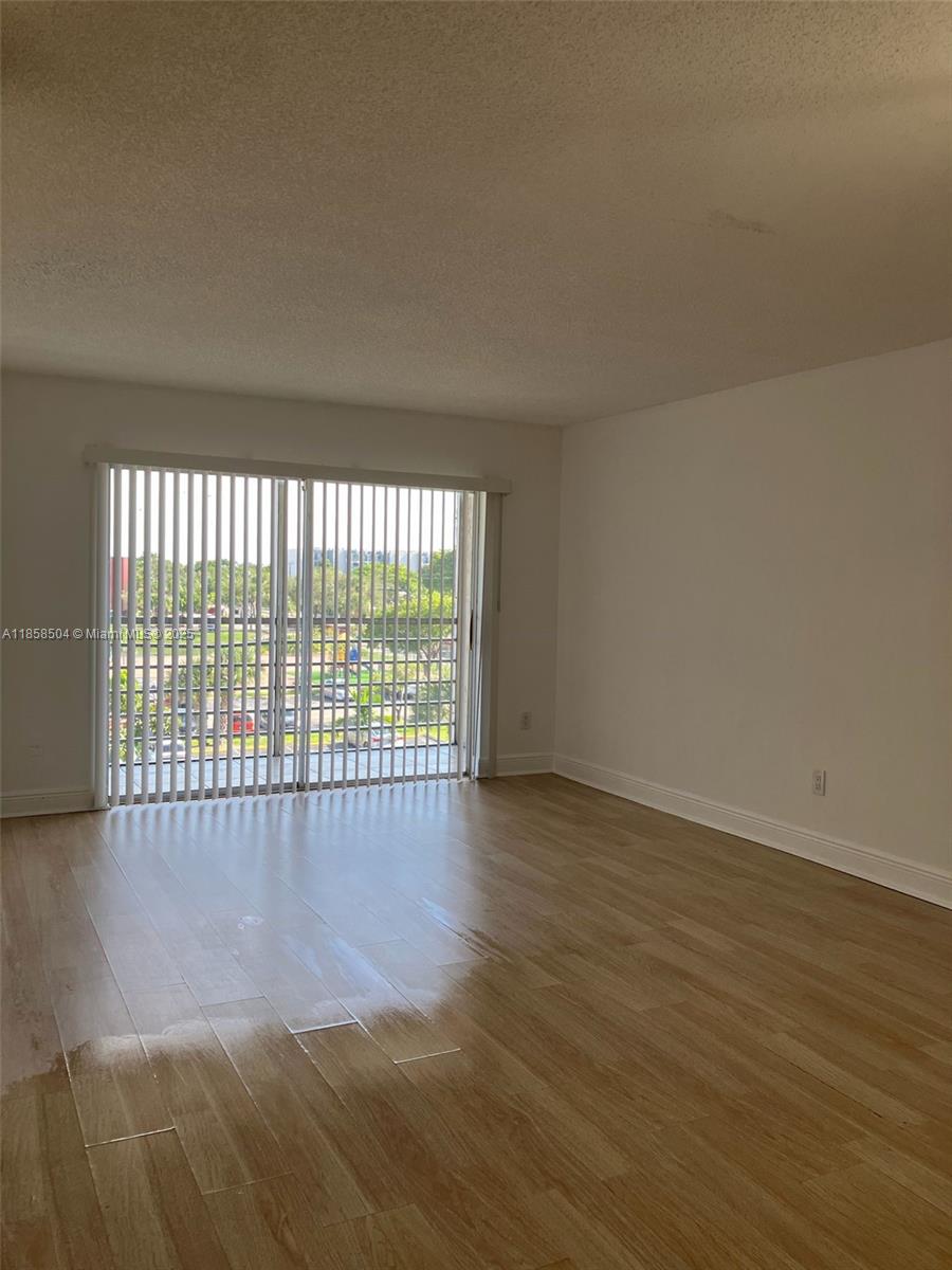 Brookfield Square Condo