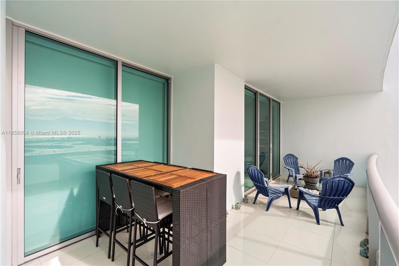 900 Biscayne Blvd #5102, Miami FL 33132