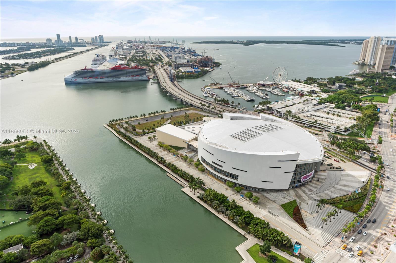 900 Biscayne Blvd #5102, Miami FL 33132