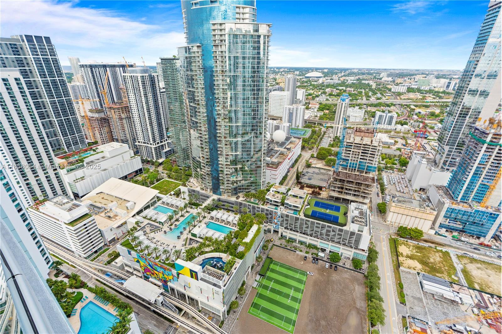 900 Biscayne Blvd #5102, Miami FL 33132
