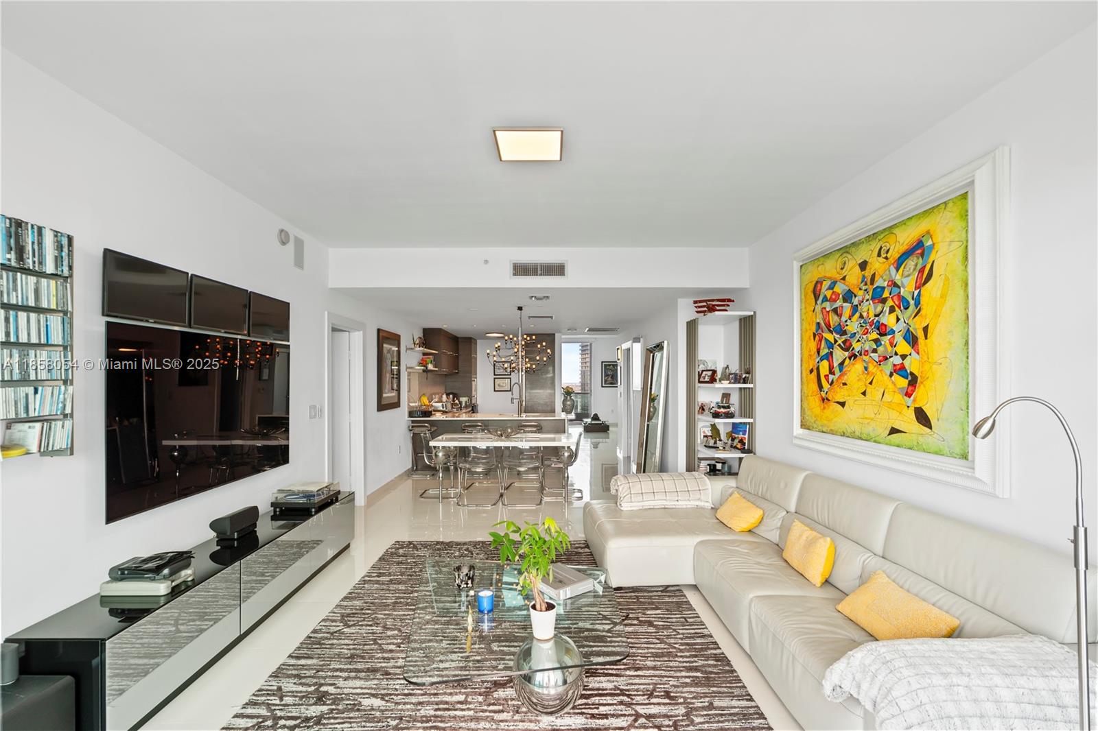 900 Biscayne Blvd #5102, Miami FL 33132