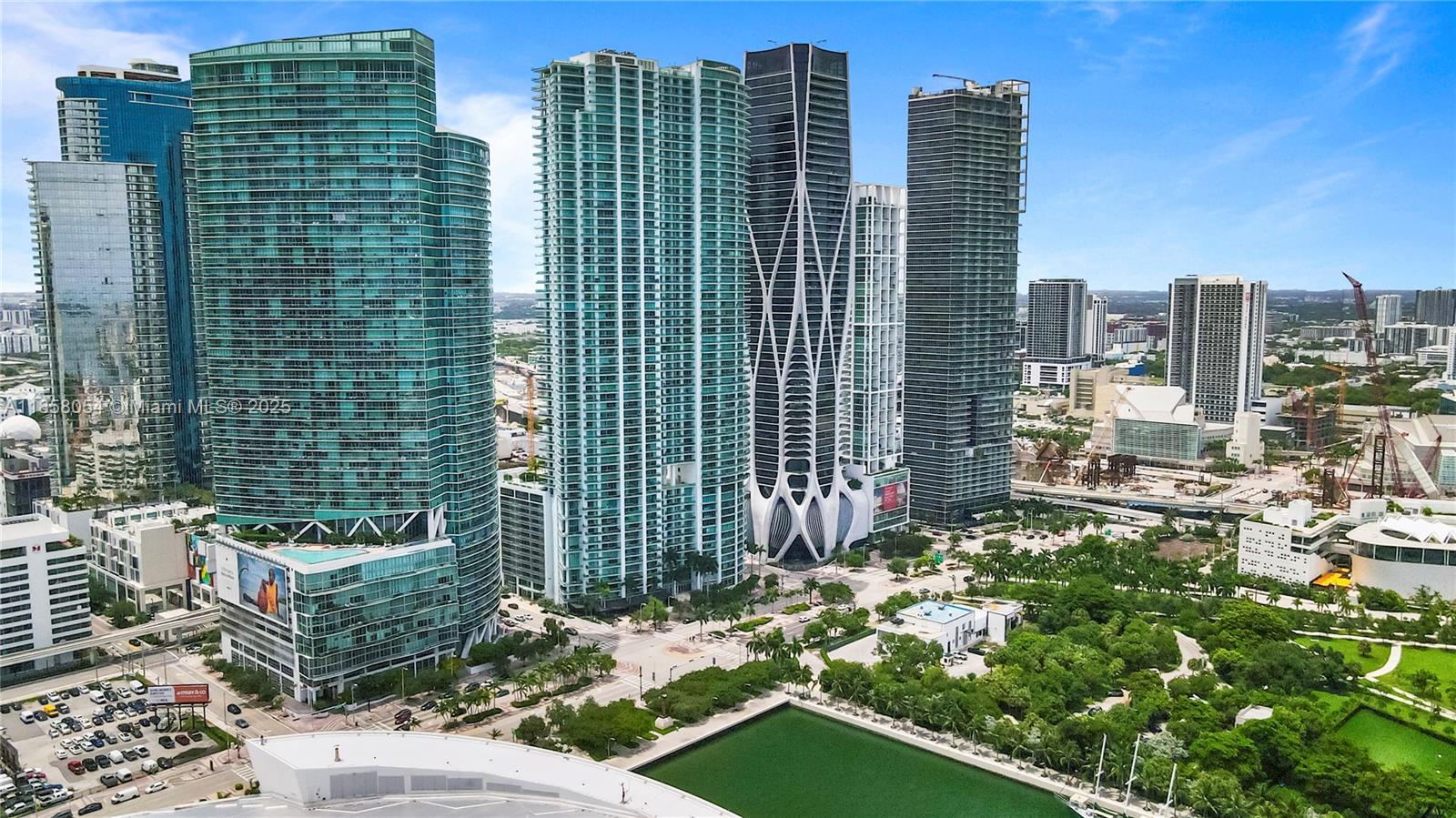 900 Biscayne Blvd #5102, Miami FL 33132