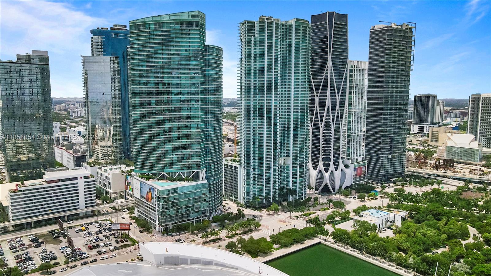 900 Biscayne Blvd #5102, Miami FL 33132