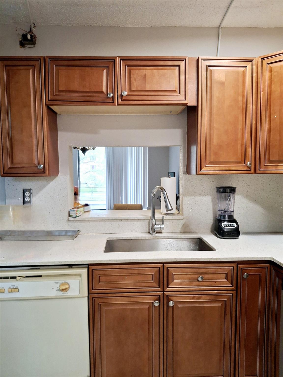 Homes for sale in Lauderdale Lakes, FL | 2800 Somerset Dr #202j, Lauderdale Lakes, FL 33311 | MLS# F10520397