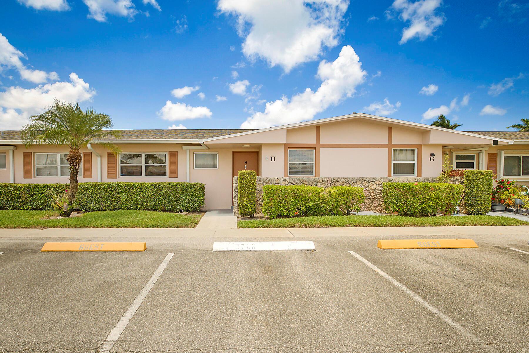 Cresthaven Villas 28 Cond